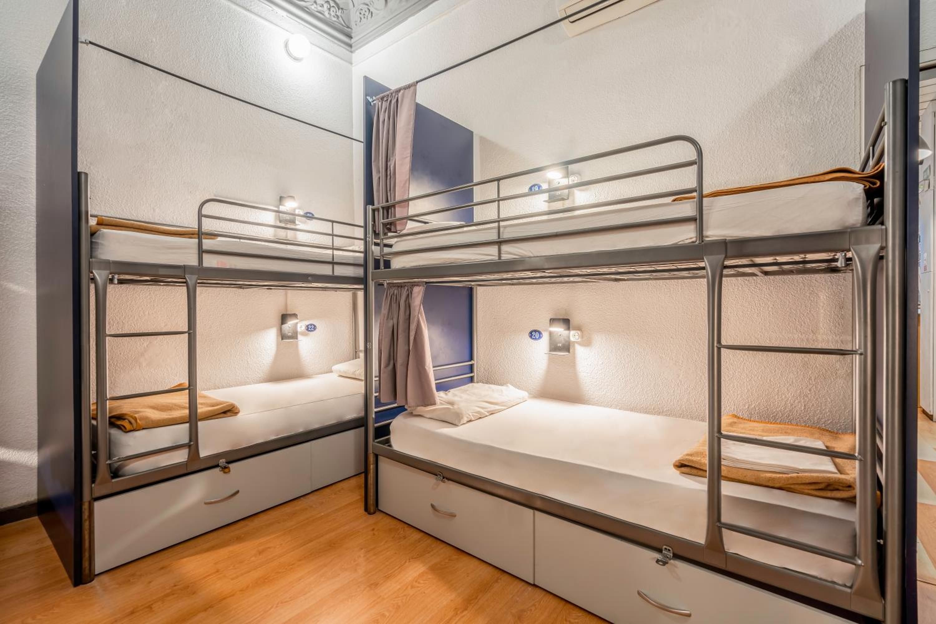 Casa Barcelo Hostel Barcelona