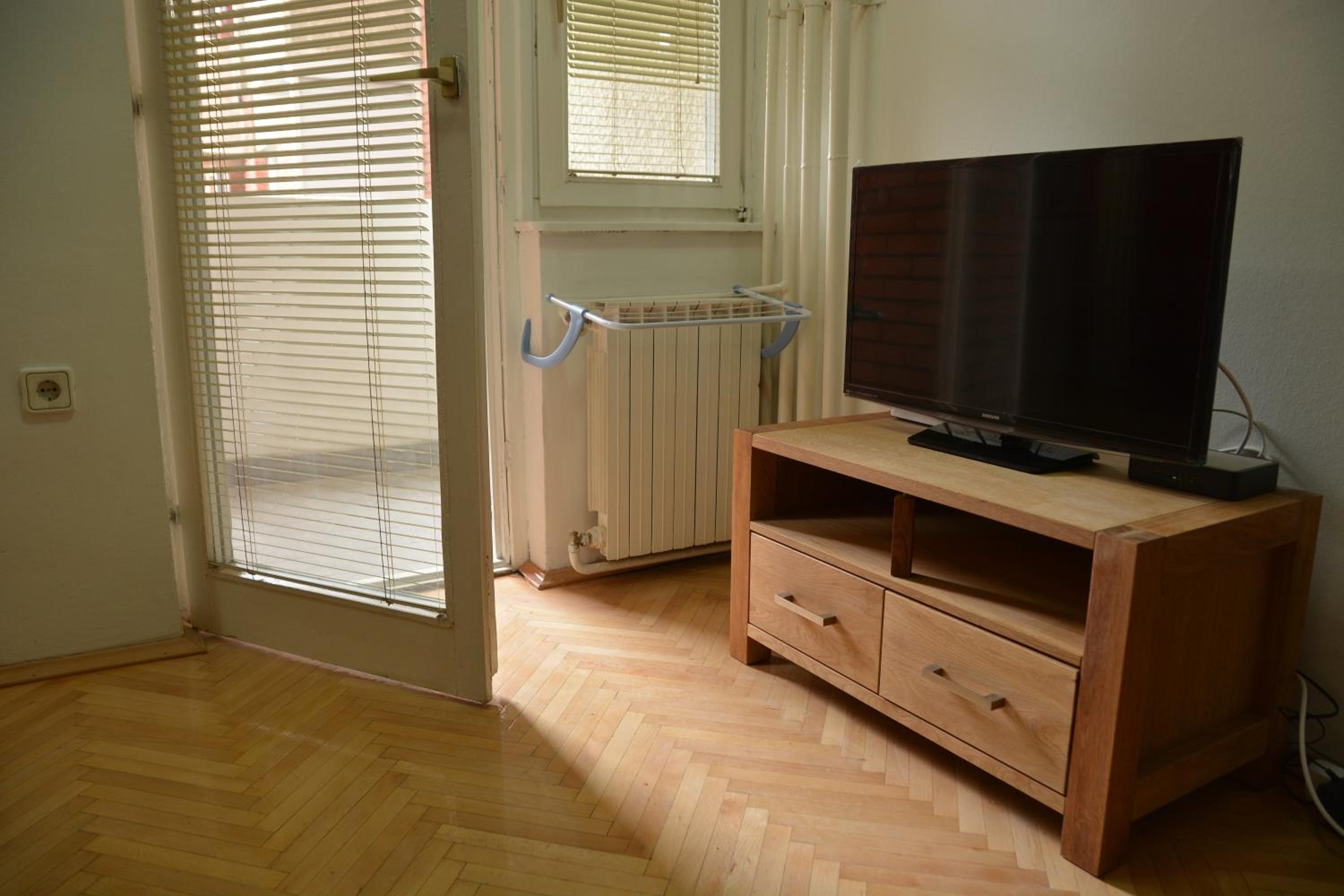 Apartment Kapishtec view 4