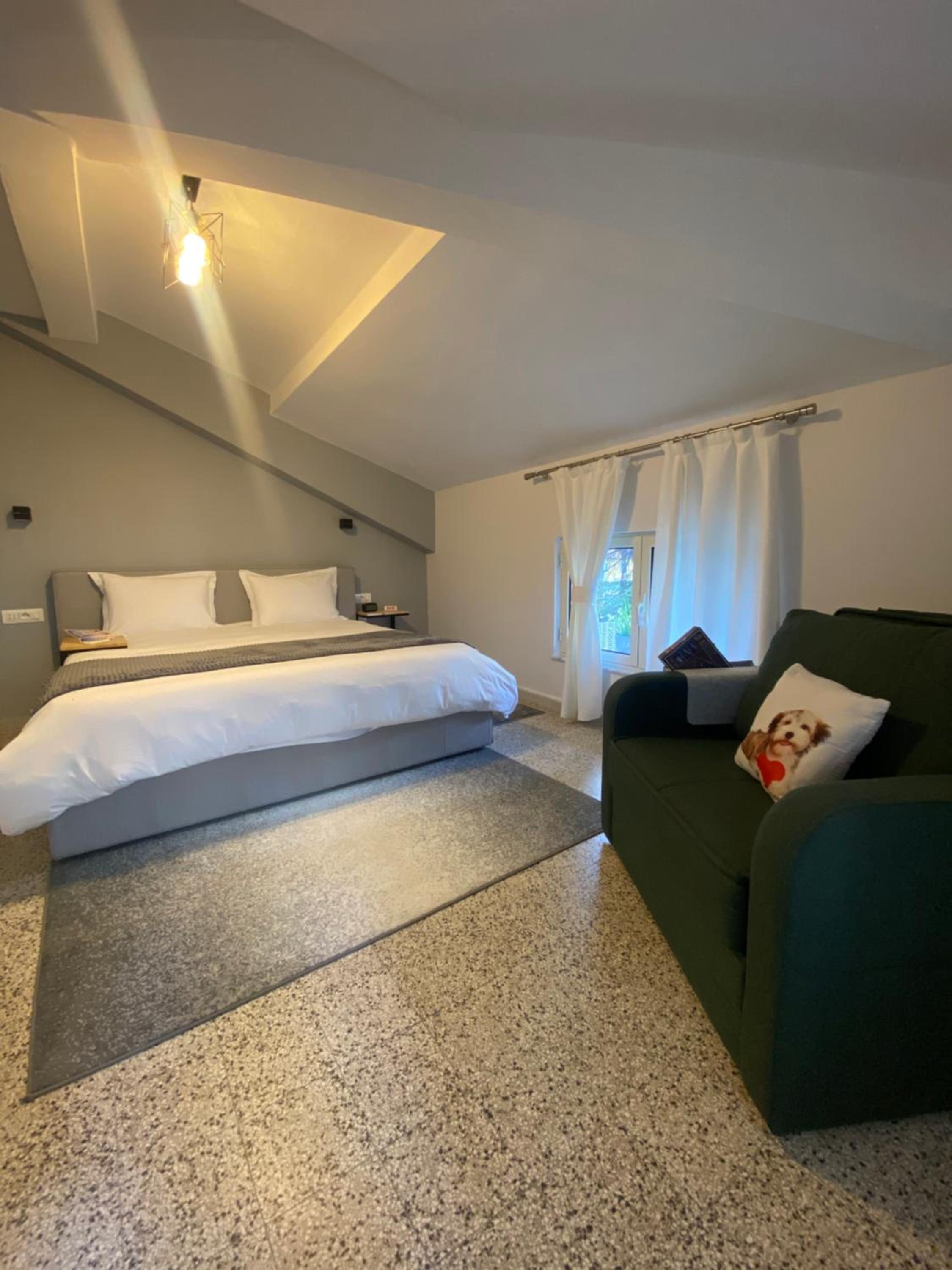 Jonexh Apartments