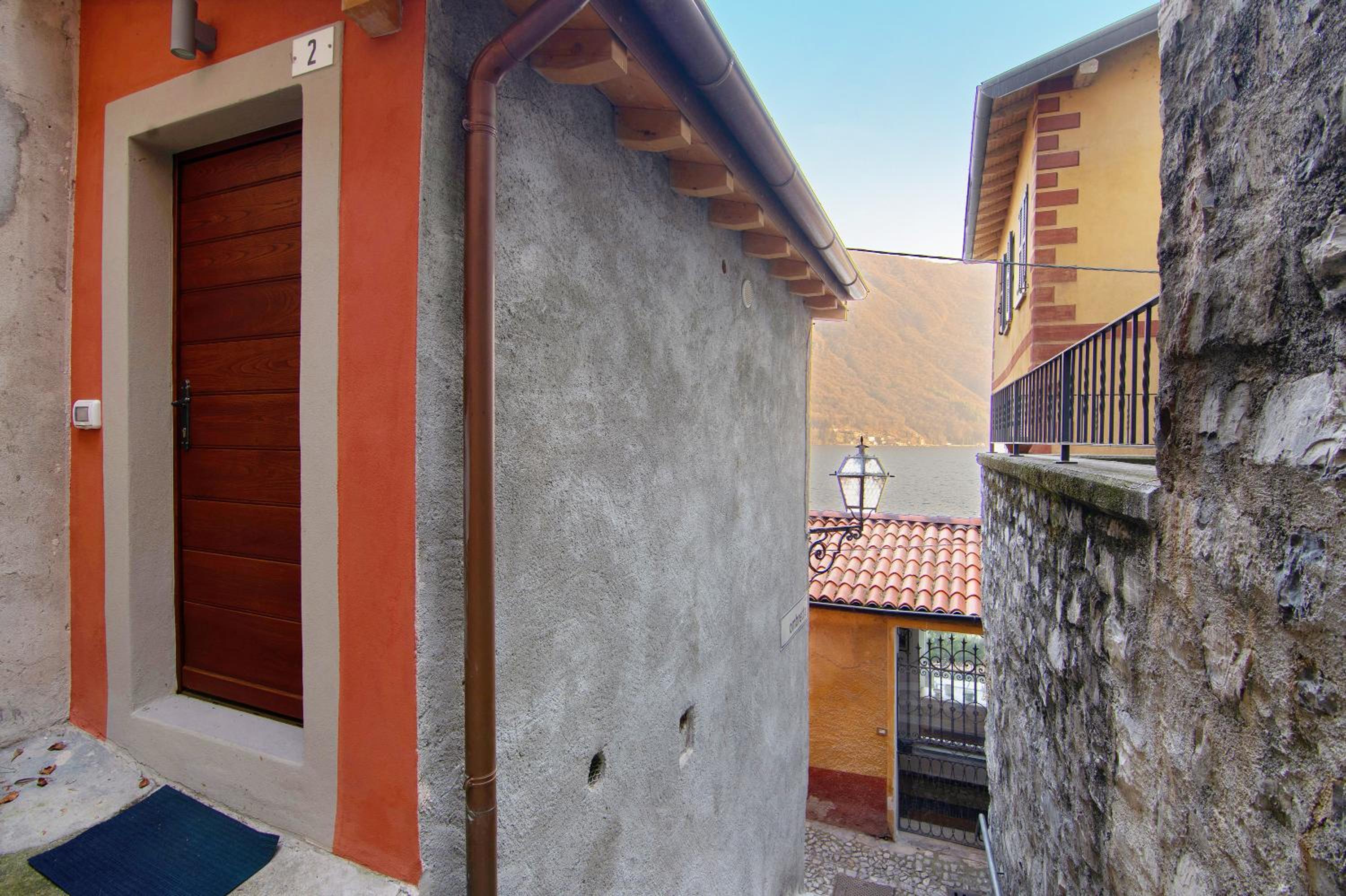 Fogazzaro Lake View Apartment