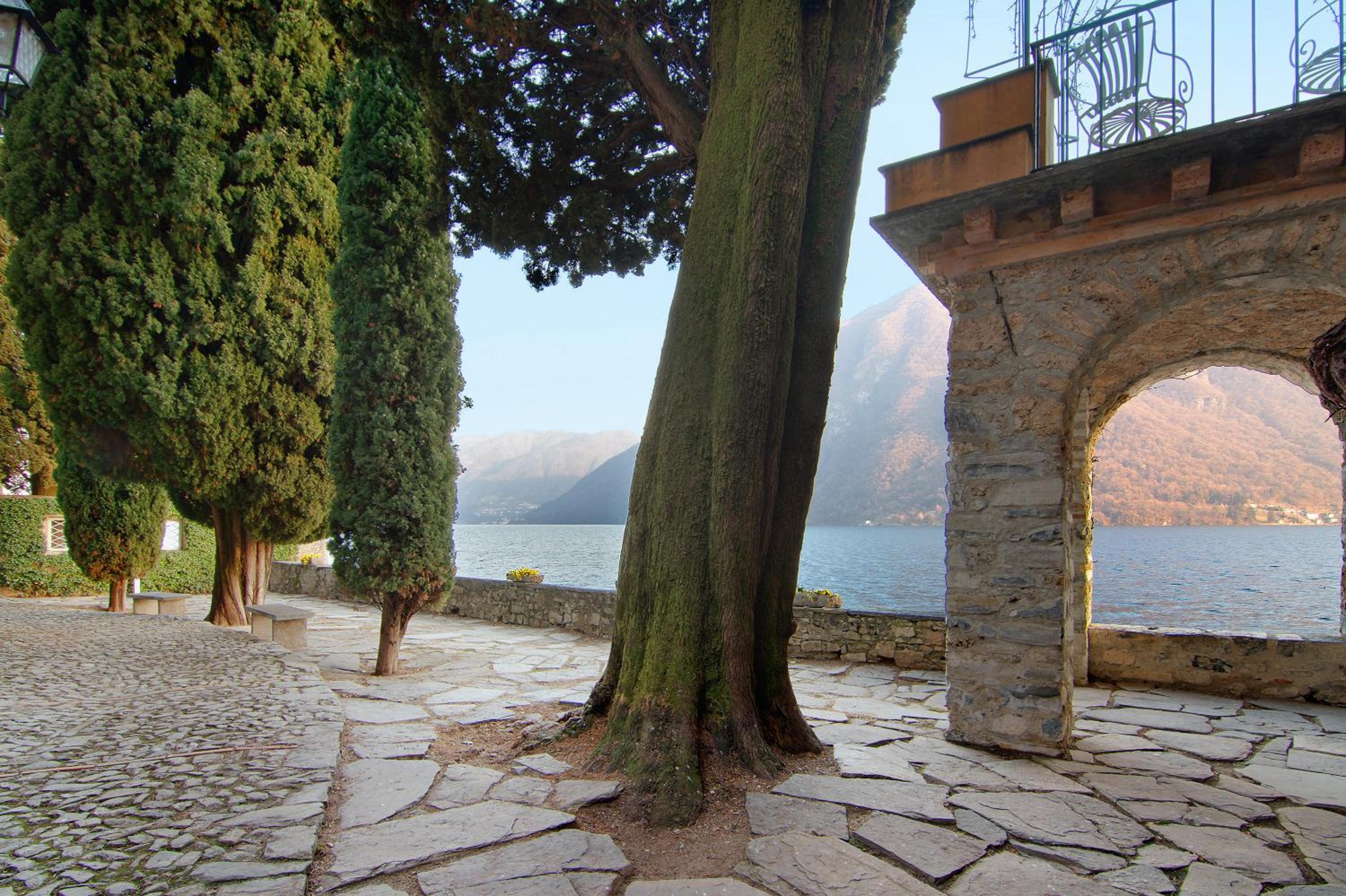 Fogazzaro Lake View Apartment