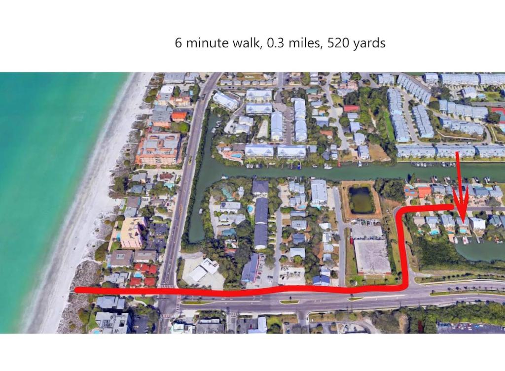 Stunning Waterfront Pool Home Walk to Beach & Restaurants Large Private Pool