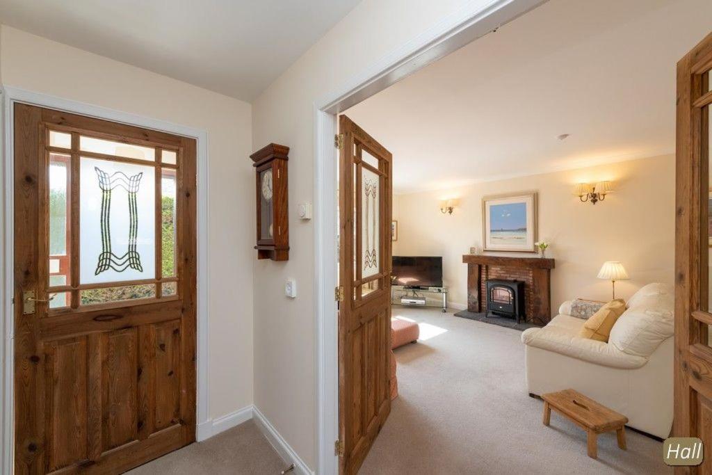 Hideaway Cottage