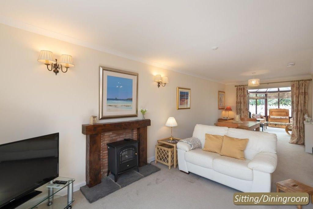Hideaway Cottage