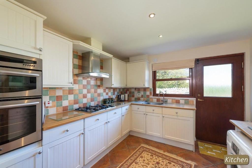 Hideaway Cottage