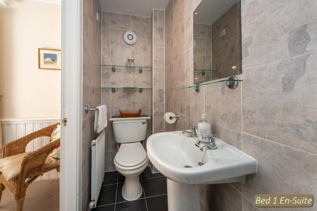 Hideaway Cottage
