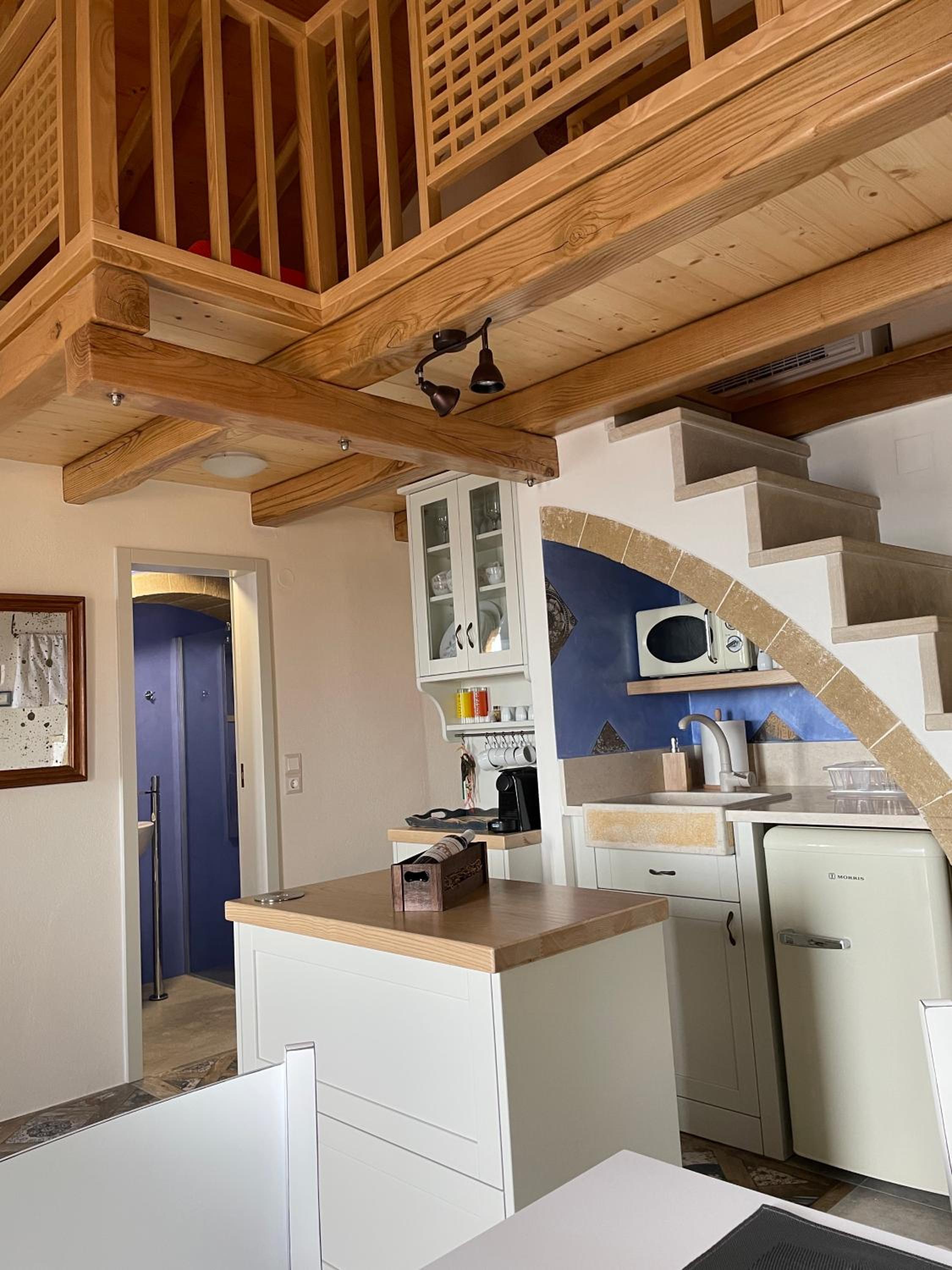 MONOVASIA SUITES Anopolis photo 5