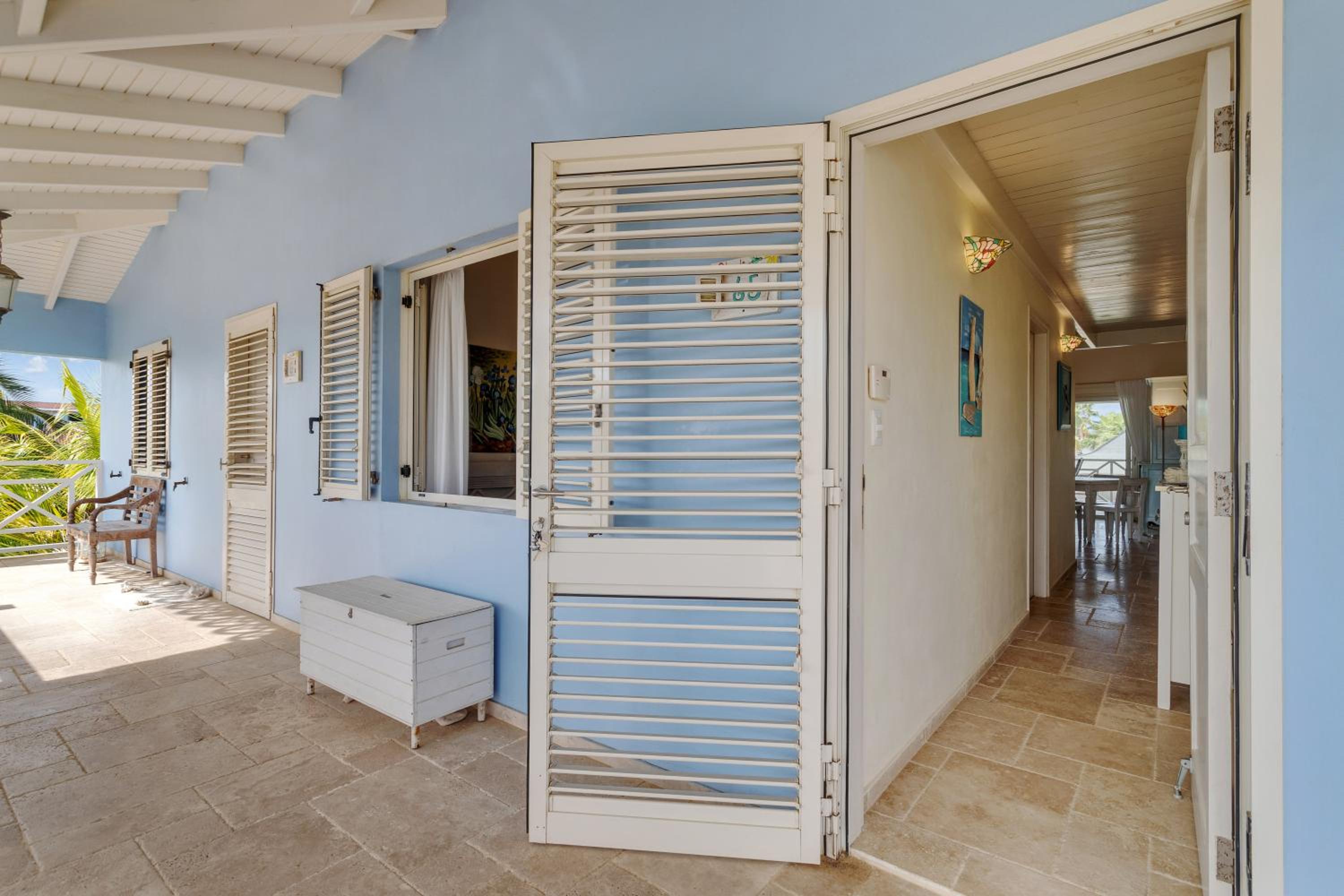 Waterfront apartment Palma