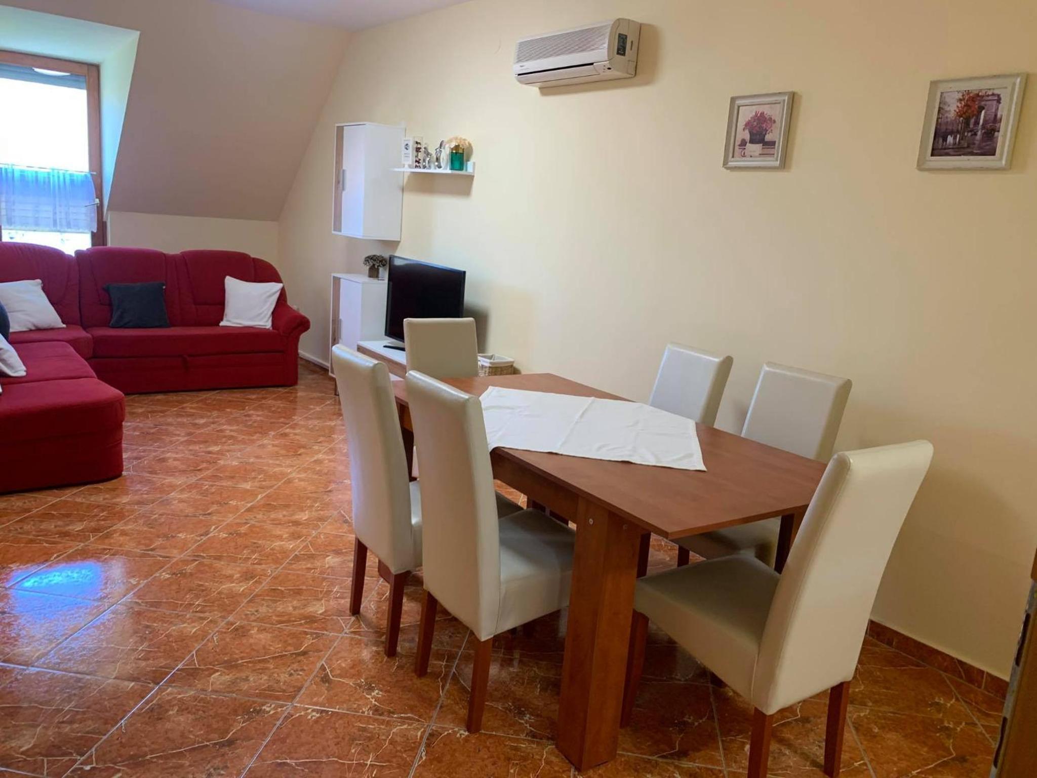 Bíbor Apartman