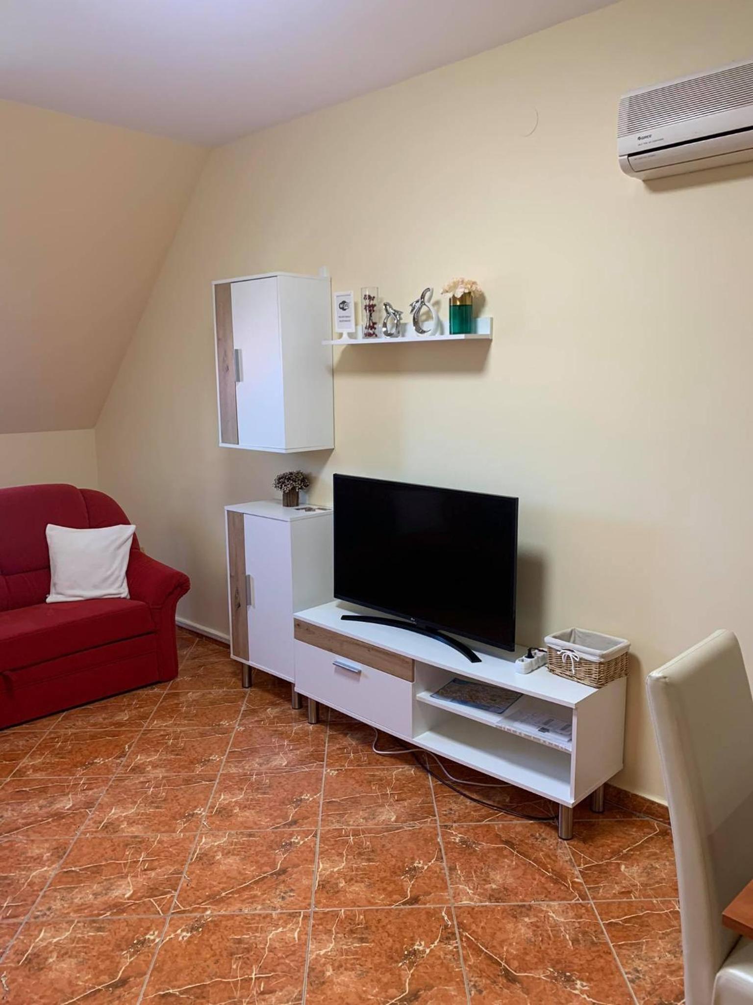 Bíbor Apartman
