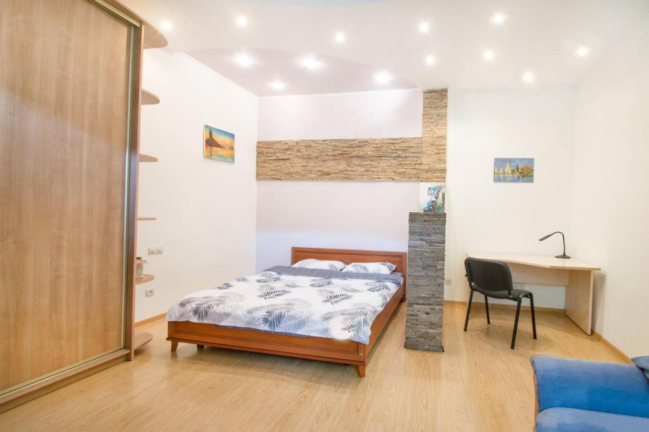 Apartaments near the opera theatre view 3