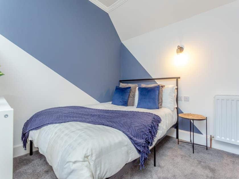 Langley Lodge 7 Double Bedrooms 6 Bathrooms, Smart TVs Ample Parking & Garden view 5