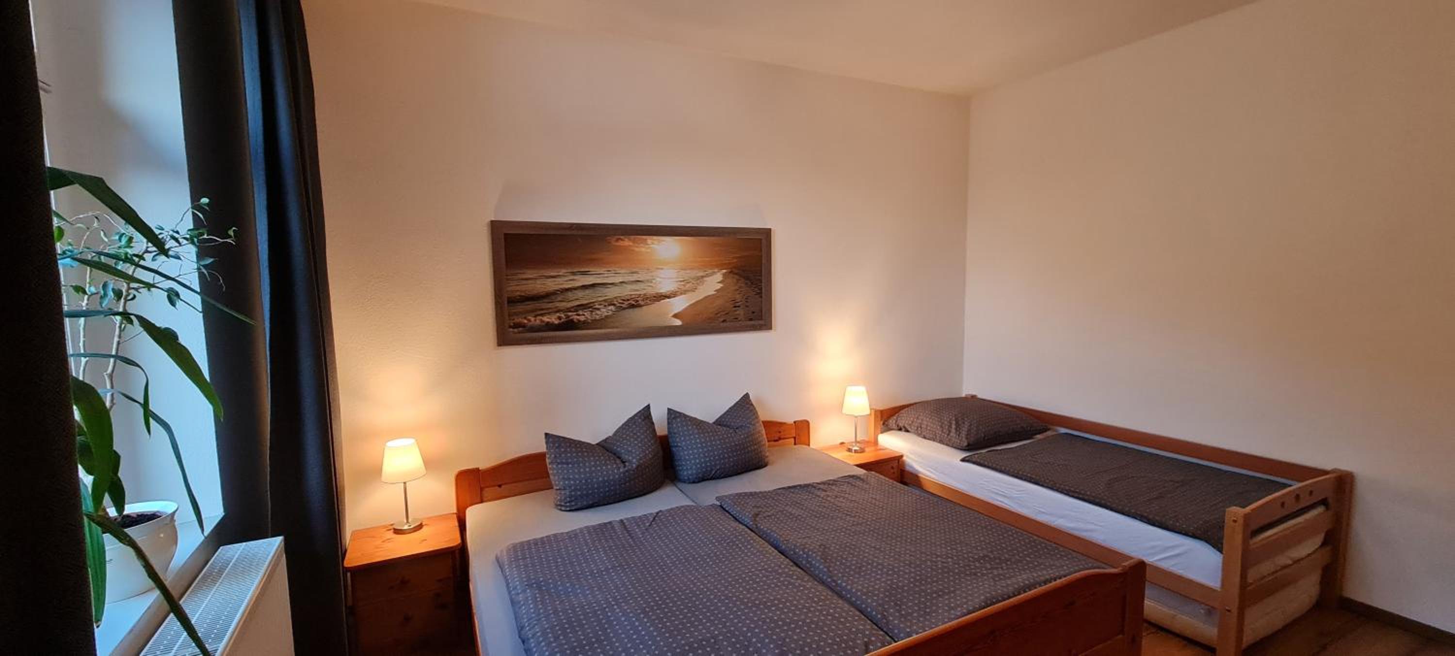 Gastehaus Hirschstein - Hochwertige Ferienwohnung in sehr ruhiger Lage direkt am Fluss Goltzsch - Property Image 22