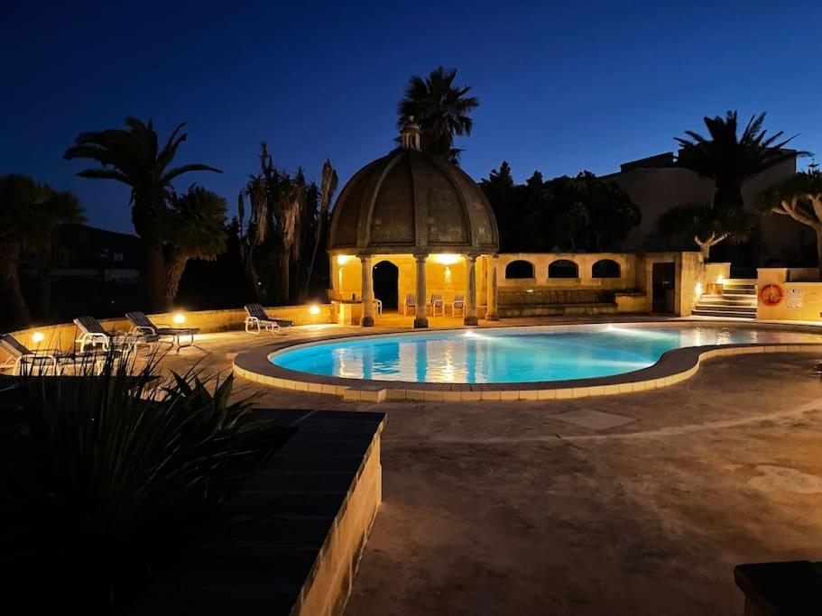 Luxury Farmhouse Villa surrounded with Nature & Farm Animals Alpacas etc photo 4
