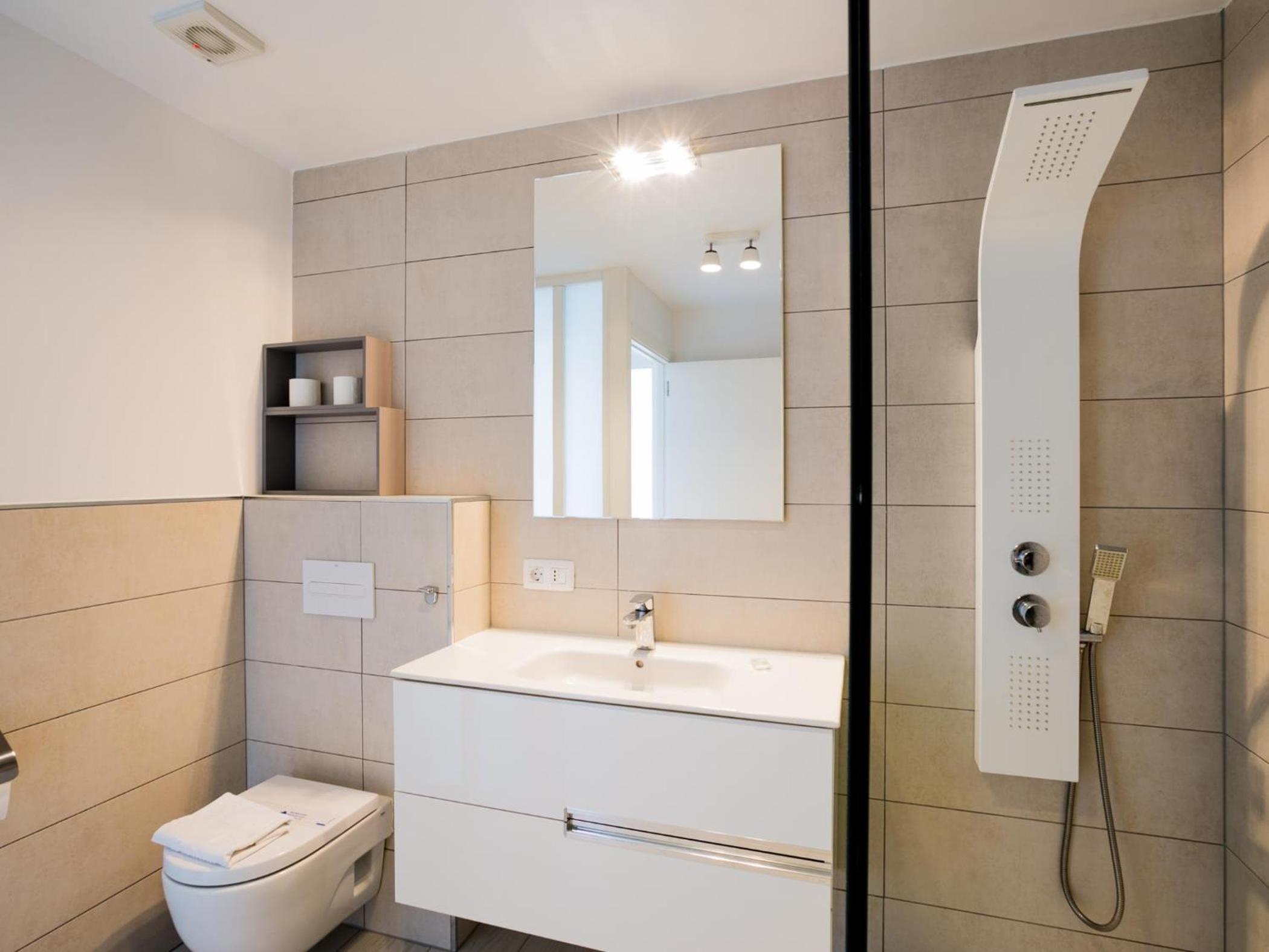 1215 Cozy apartment with Pool, Wifi Sea View view 2