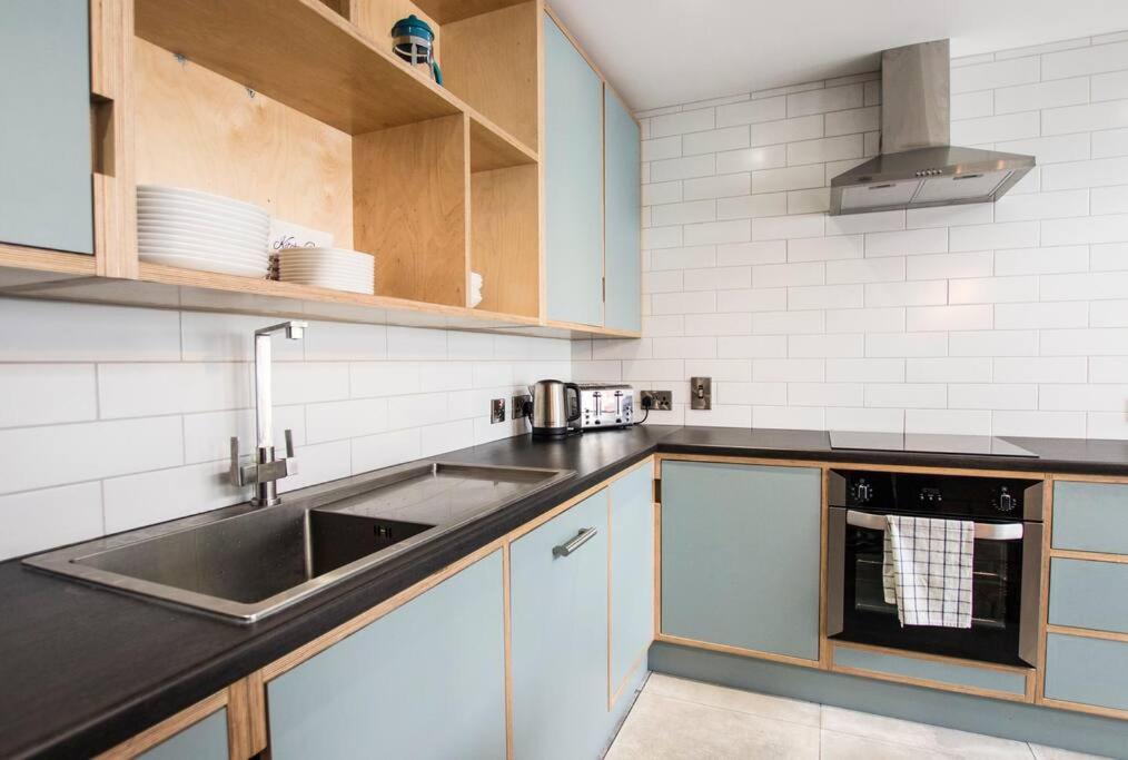 Modern City Centre Rooms