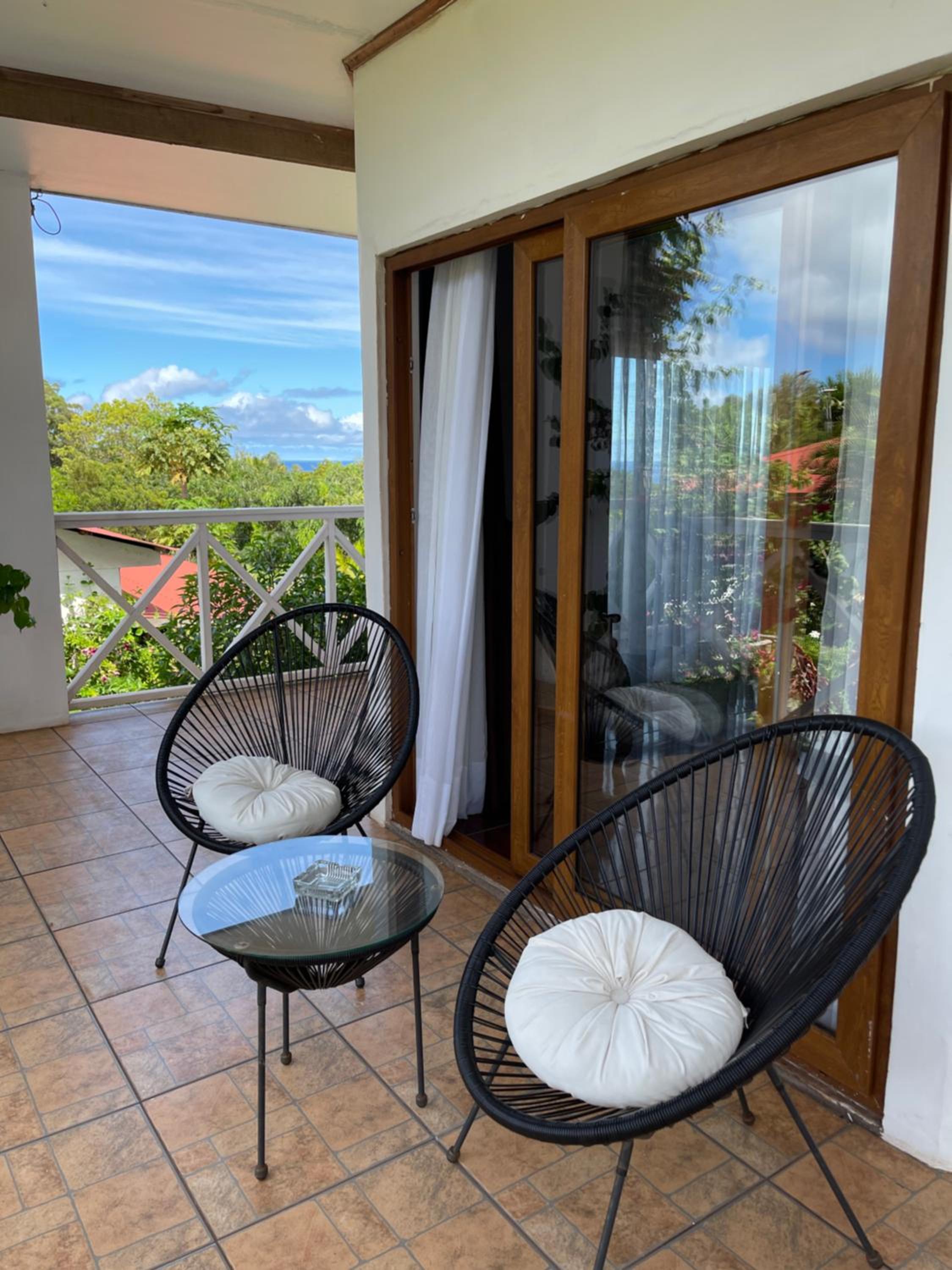 Teanehi Bed & Breakfast