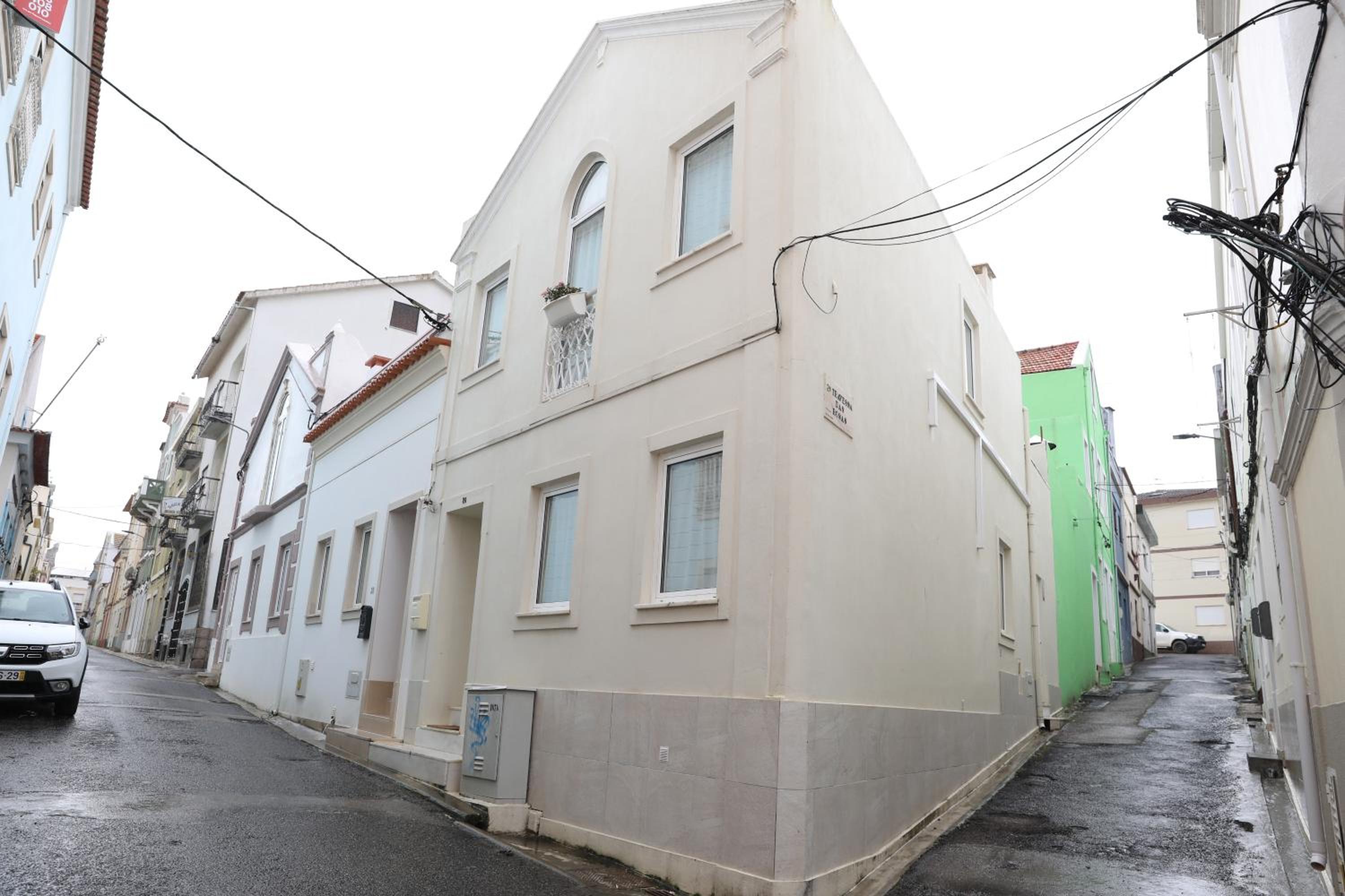 Hotel Casa Rosas do Mondego - Image 1