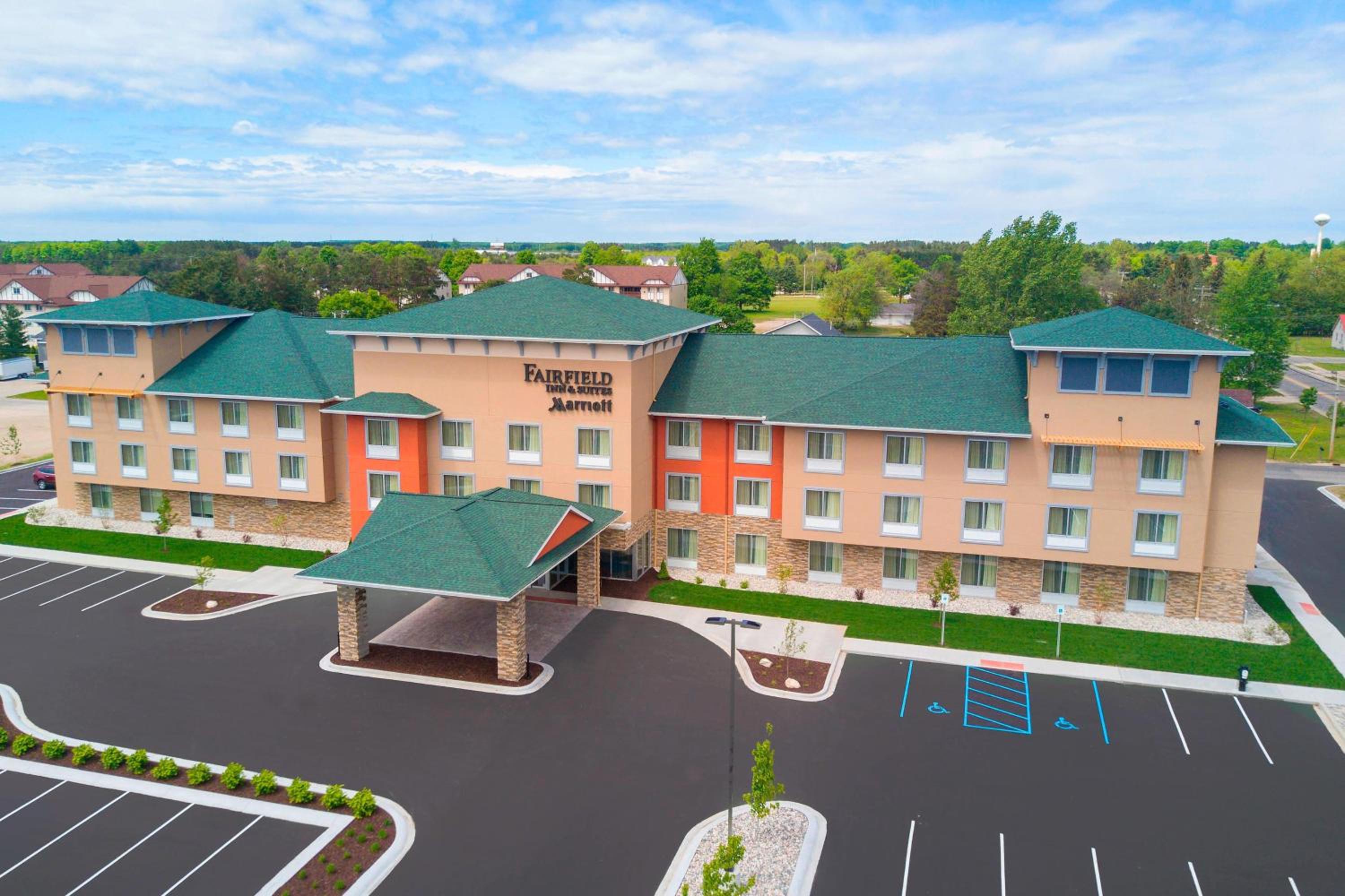 Gaylord Vacations - Fairfield Inn  Suites by Marriott Gaylord - Property Image 1