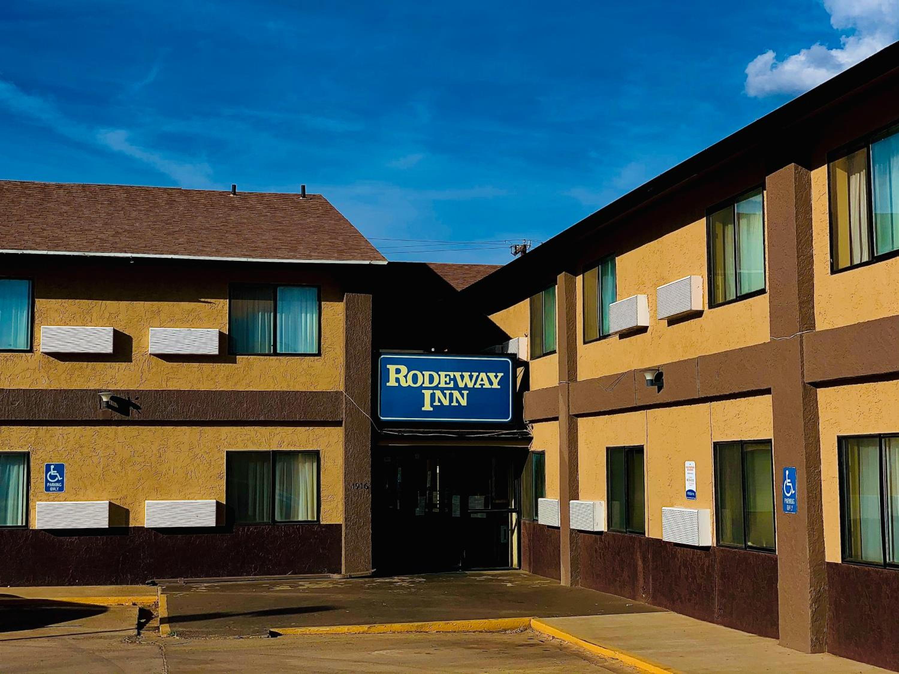 Rodeway Inn Winslow I-40 view 3