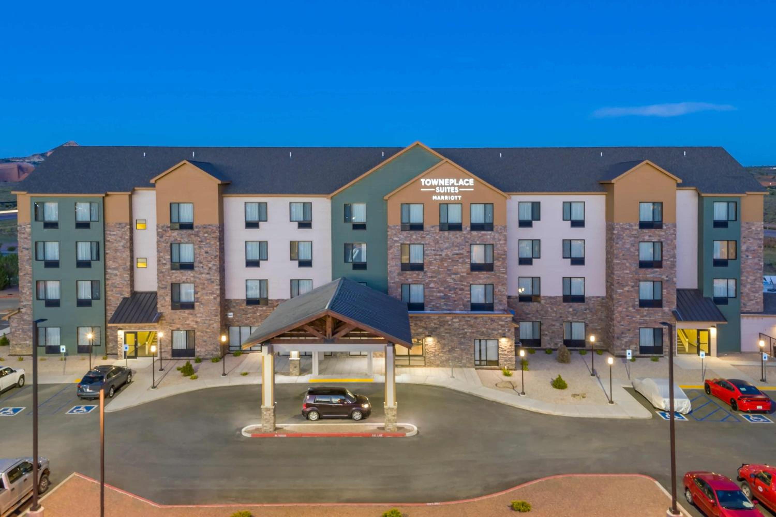 Gallup Vacations - TownePlace by Marriott Suites Gallup - Property Image 2