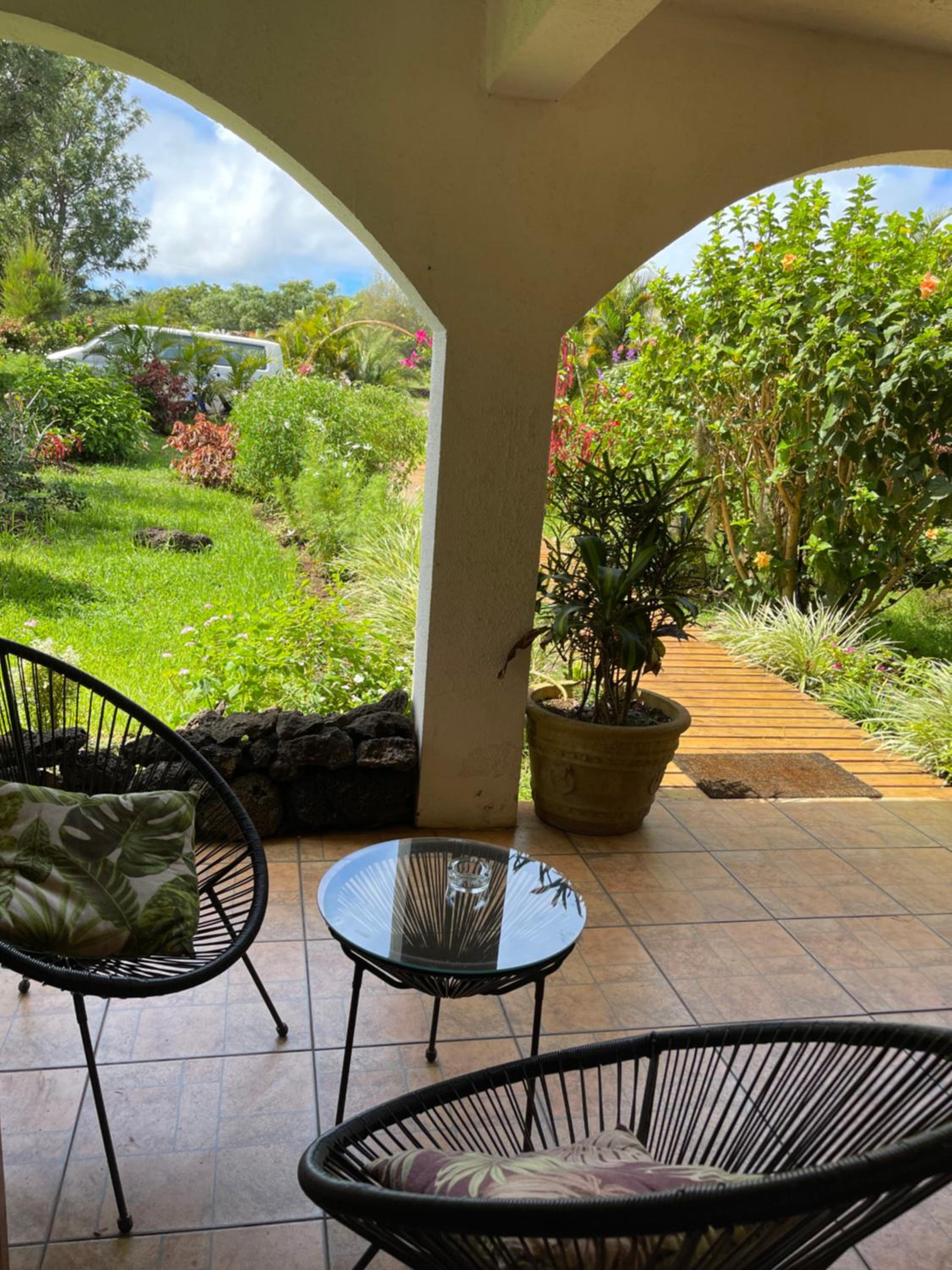 Teanehi Bed & Breakfast