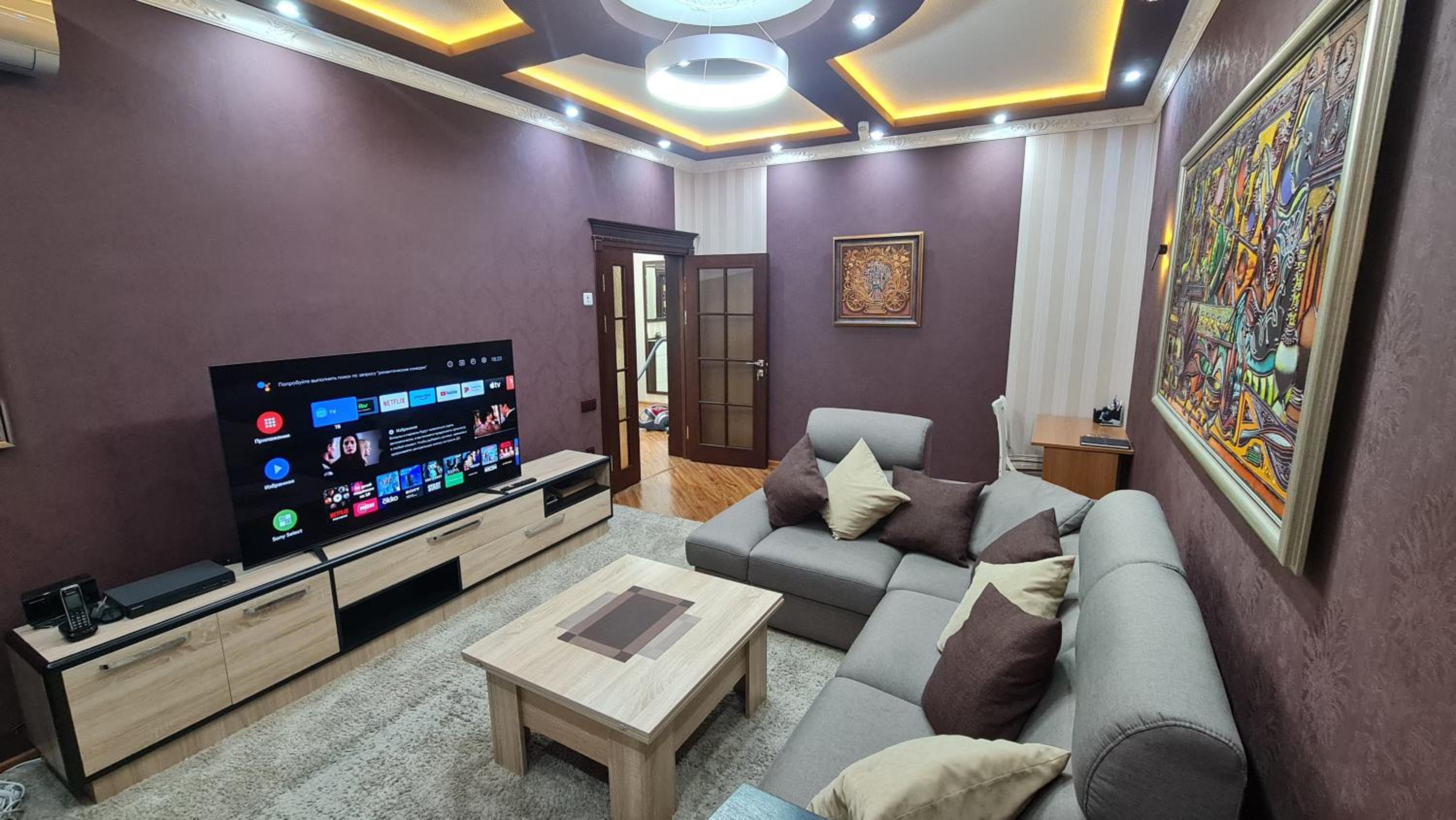 LUXURIOUS ACCOMMODATION IN 2BR APARTMENT, IN A SECURED AREA WITH COMFORTABLE DISTANCE TO R/W STATION, AIRPORT AND CITY CENTER. view 3