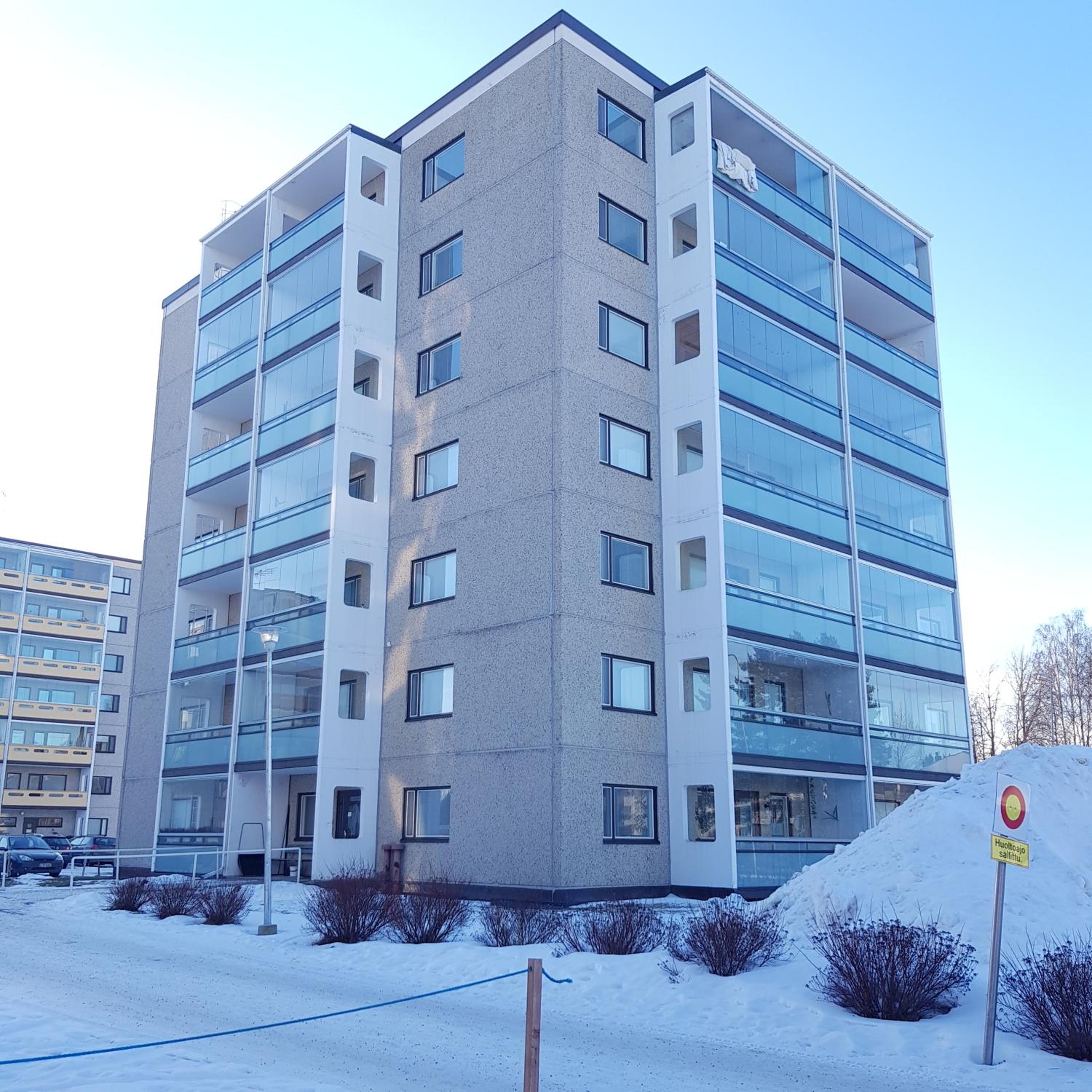 Tilava kolmio keskustassa