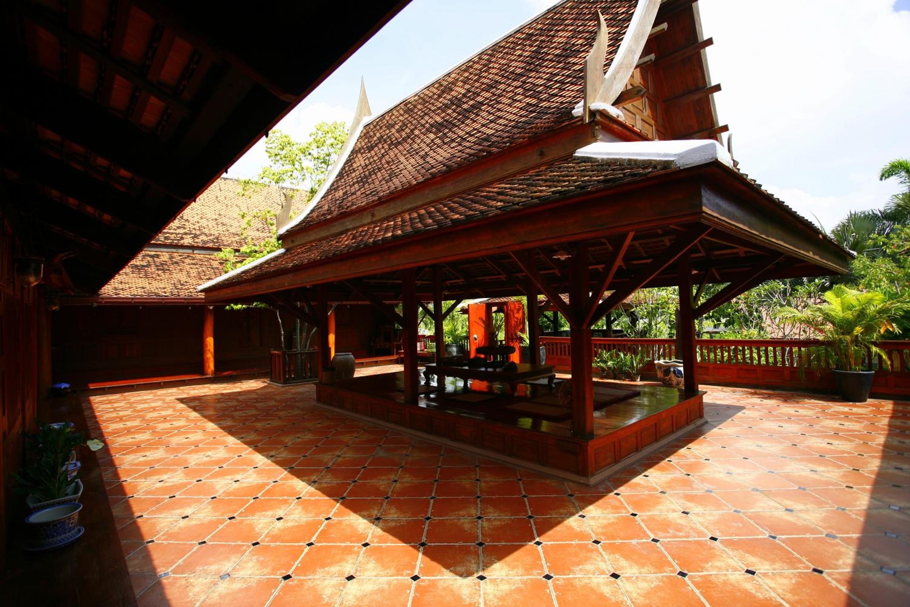 outdoor BBQ area