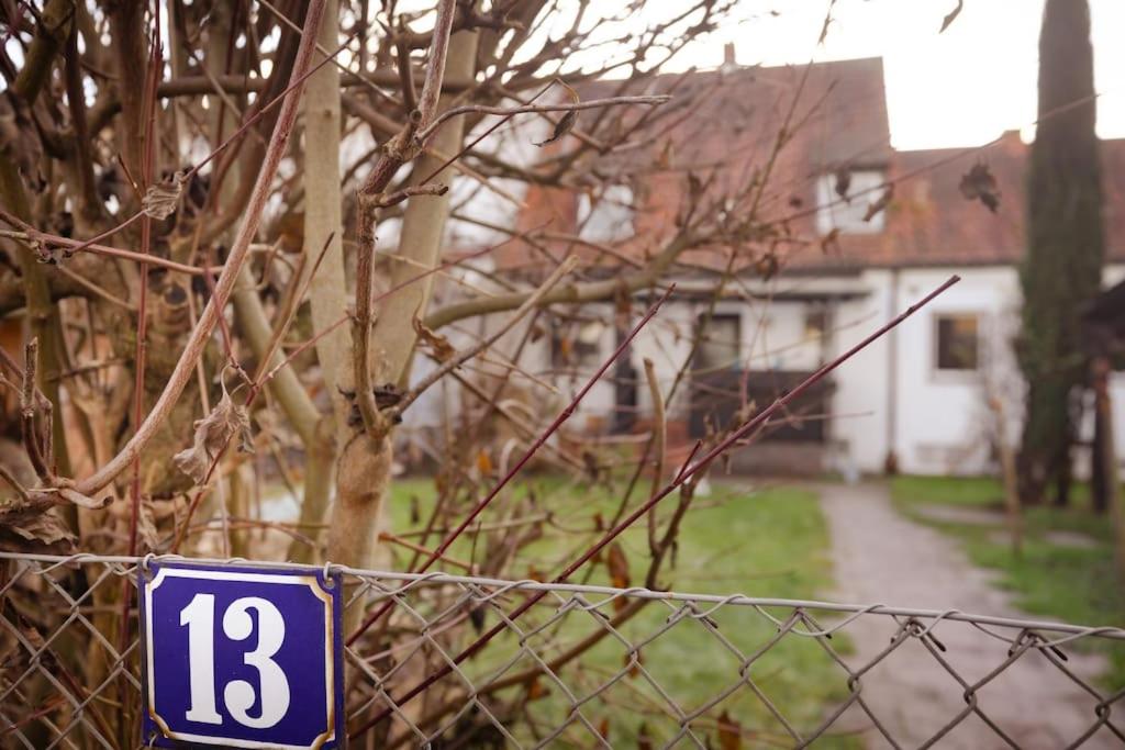 Gemütliches Haus mit Holzofen & Garten