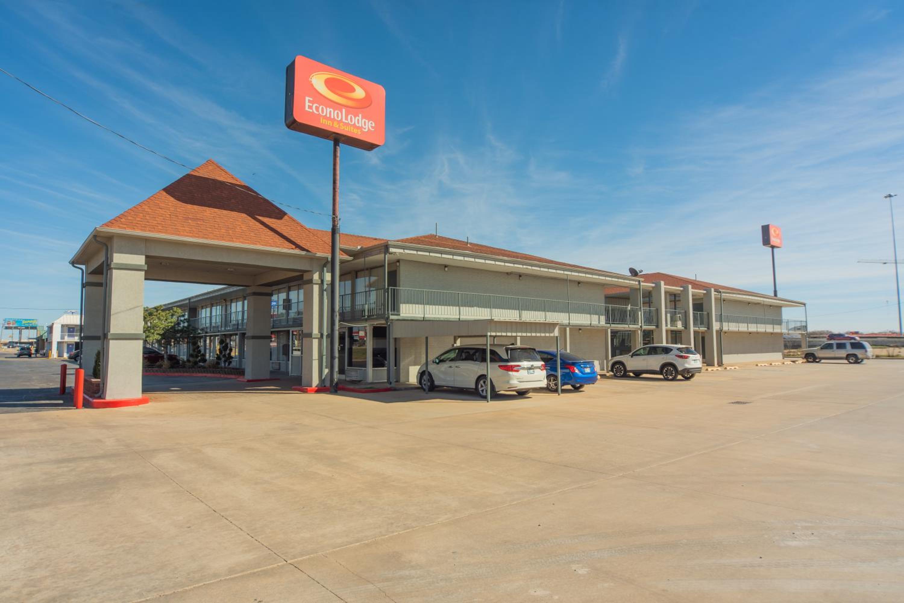 Oklahoma City Vacations - Econo Lodge Inn Suites Near Bricktown - Property Image 65