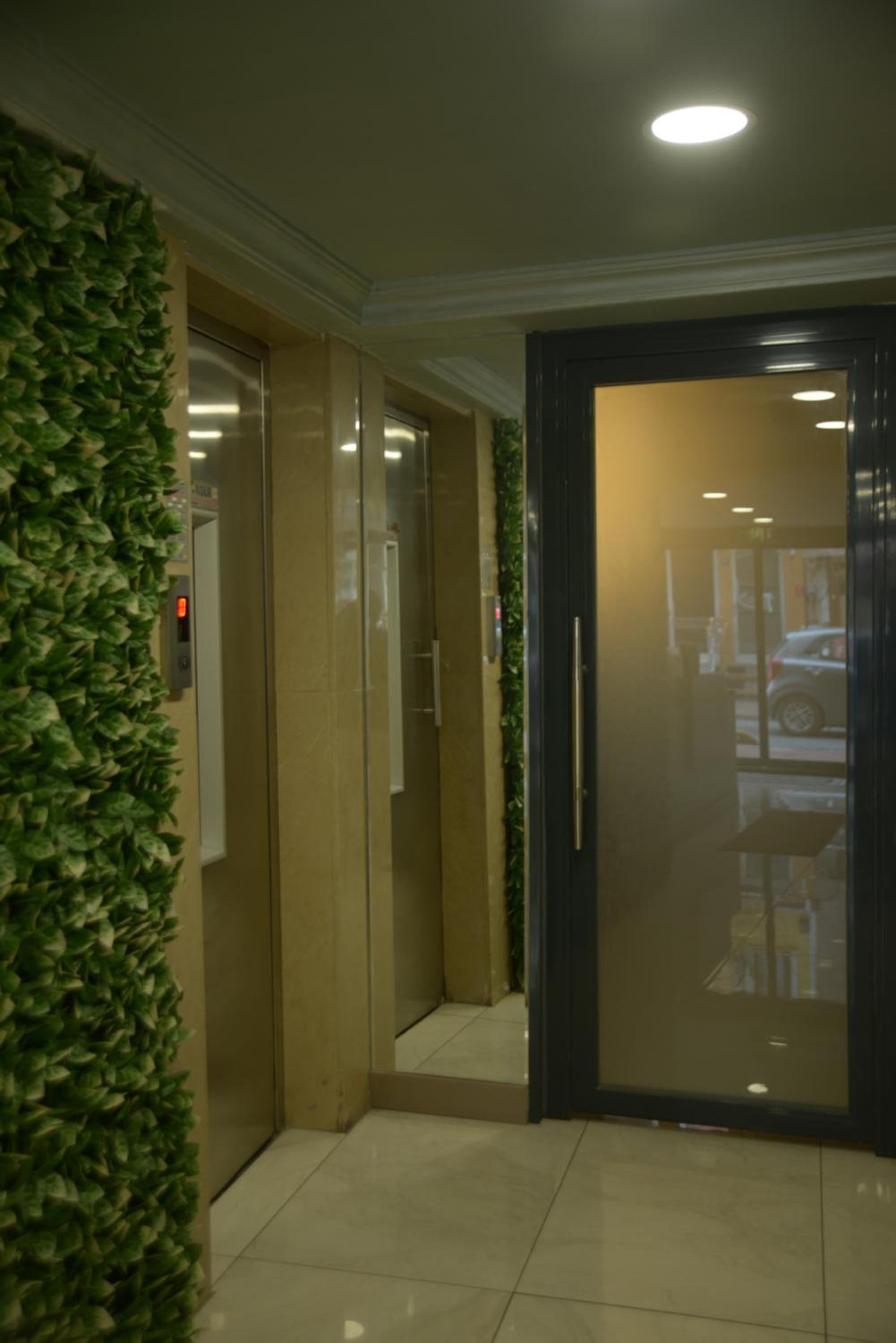 Nova City Hotel - Image 42