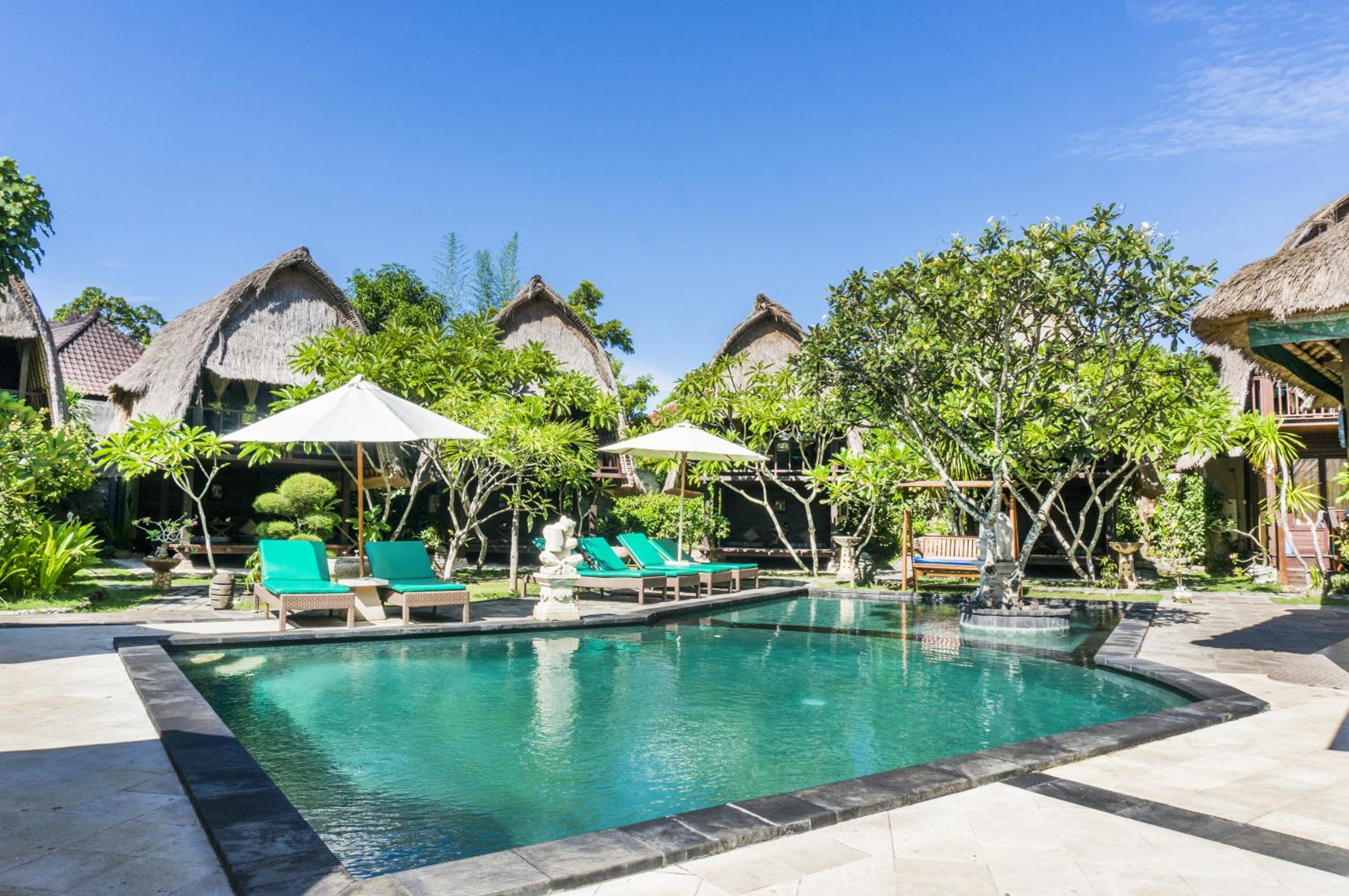 Nanuk's Bungalows