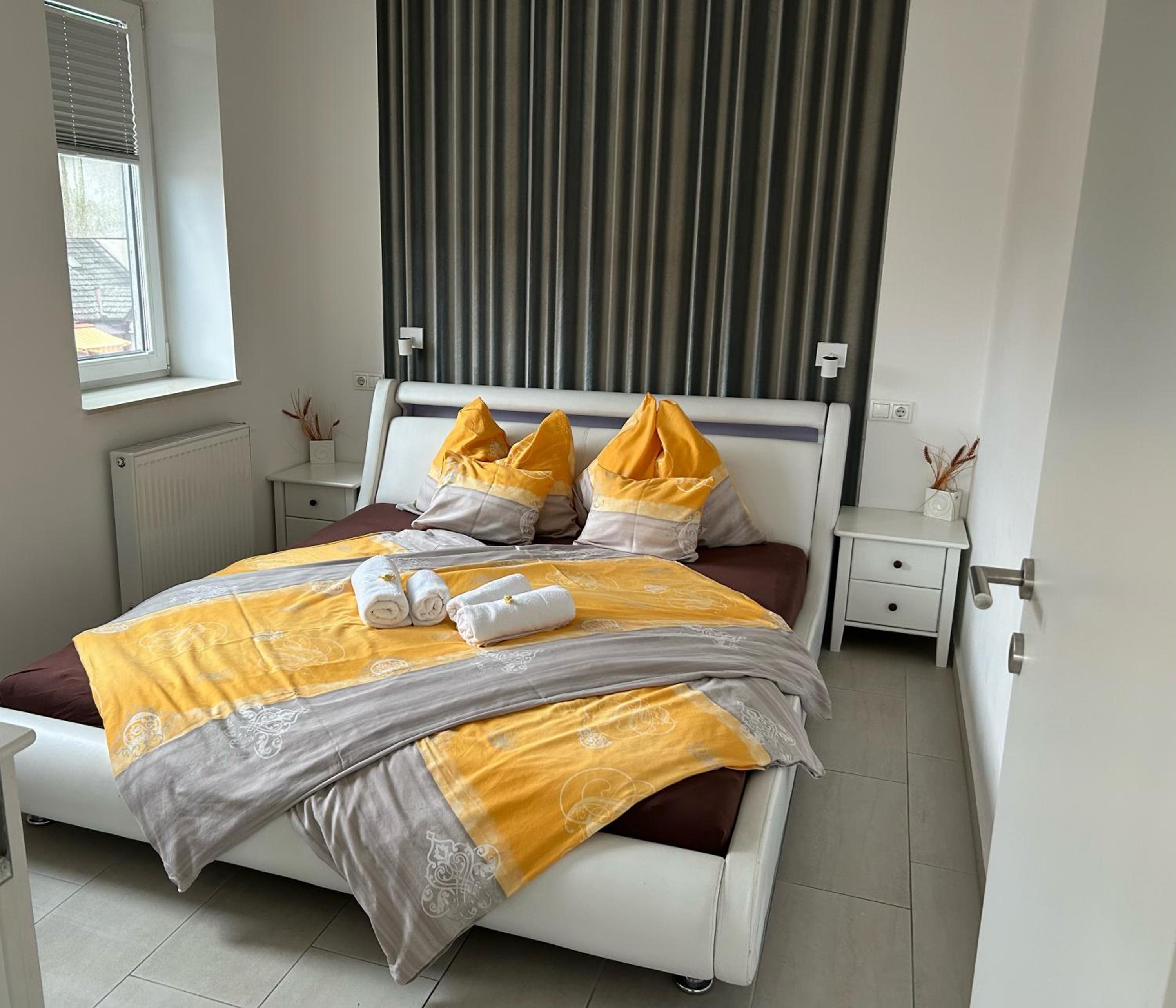 Azúr Ház Viola Apartman view 3