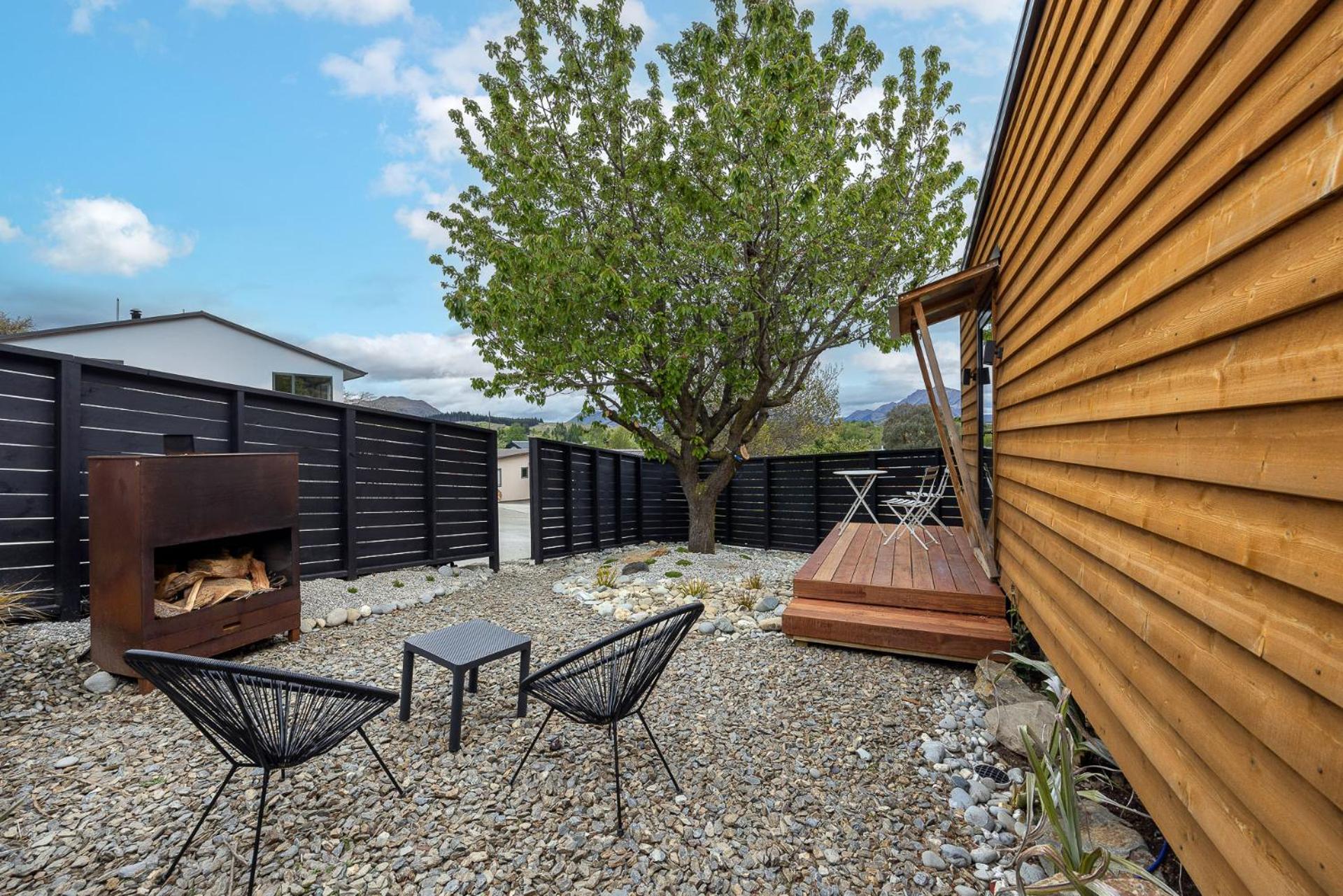 Stylish Tiny House with Mountain Views & Private Courtyard view 2