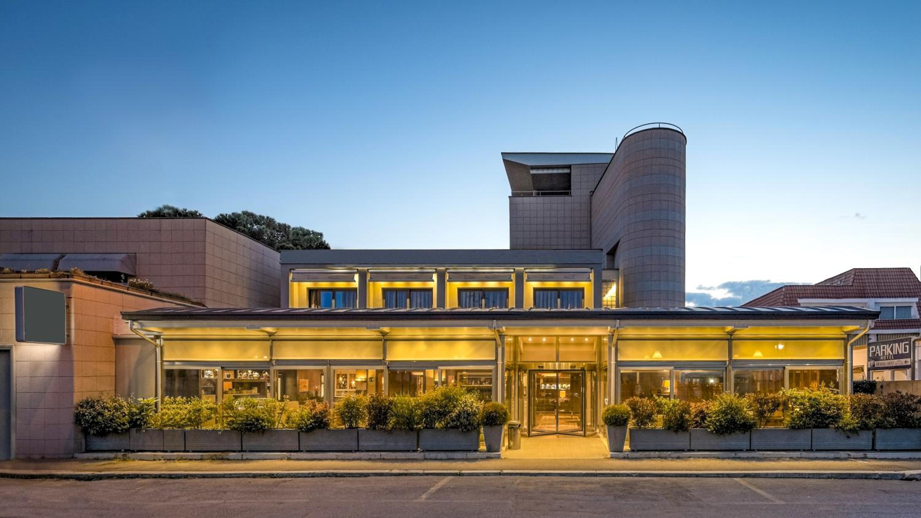 Hotel Rome Airport Hotel Fiumicino - Image 1