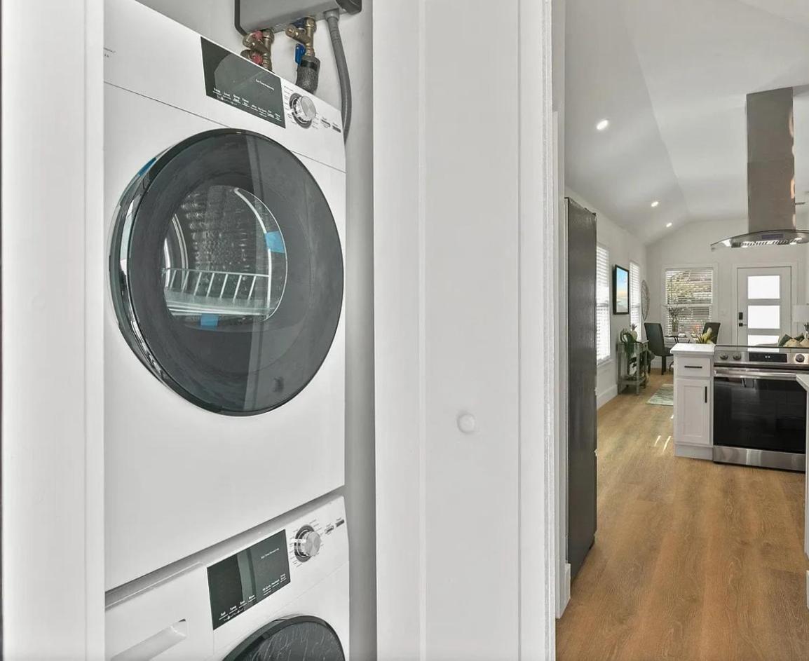 Relaxing Retreat and Modern Charm in Historic Saint Augustine view 5