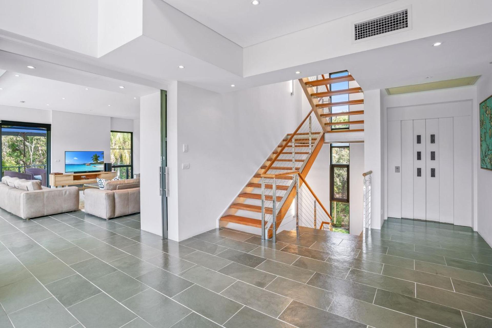 Orania Beach House - 19 Orania Street