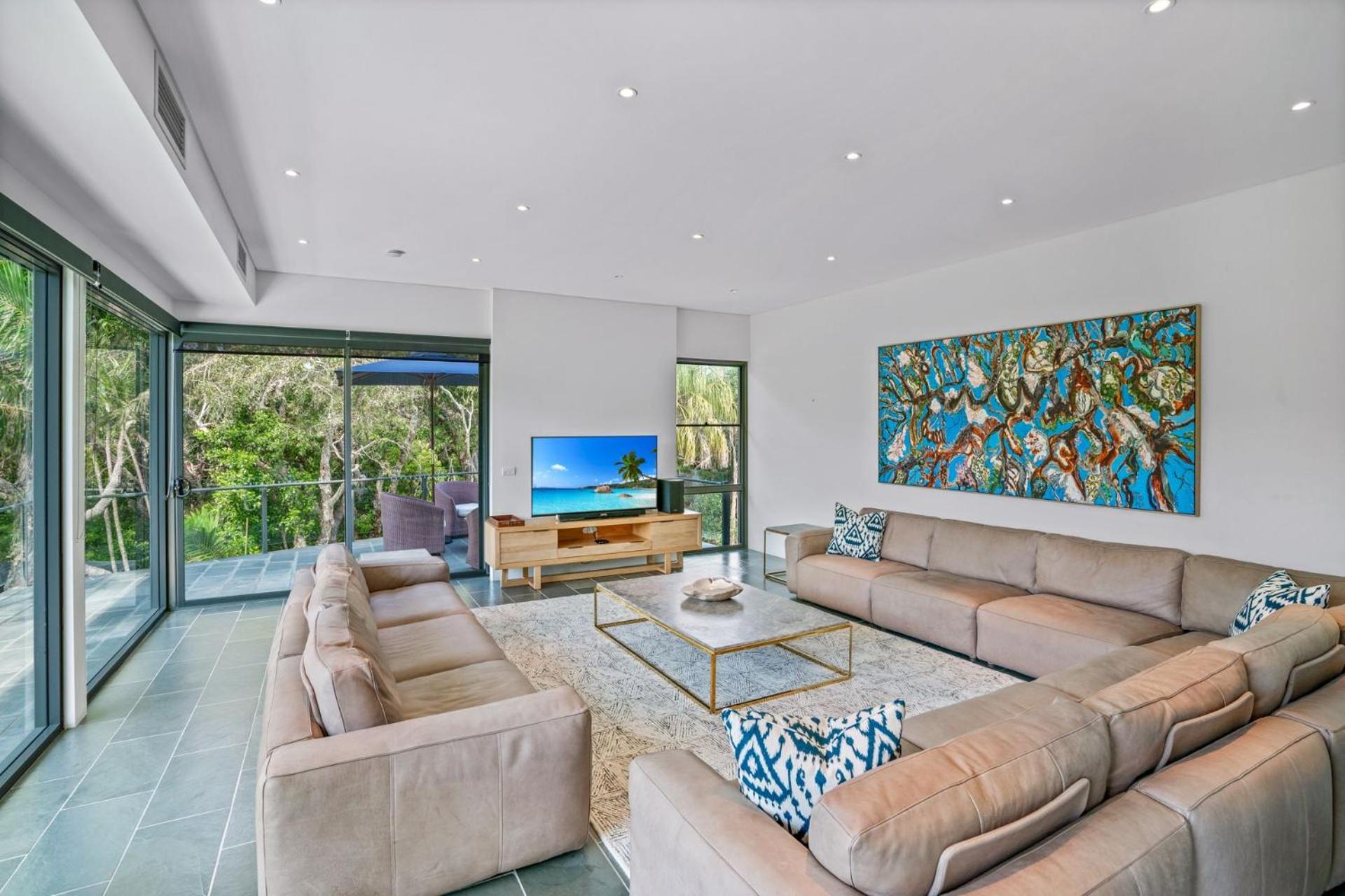 Orania Beach House - 19 Orania Street