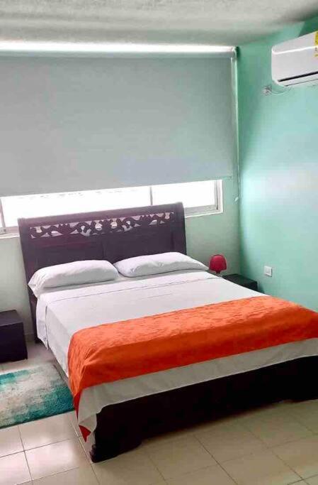 Apartamento 603 Cartagena Bocagrande a 1 cuadra de la playa