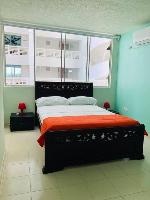 Apartamento 603 Cartagena Bocagrande a 1 cuadra de la playa