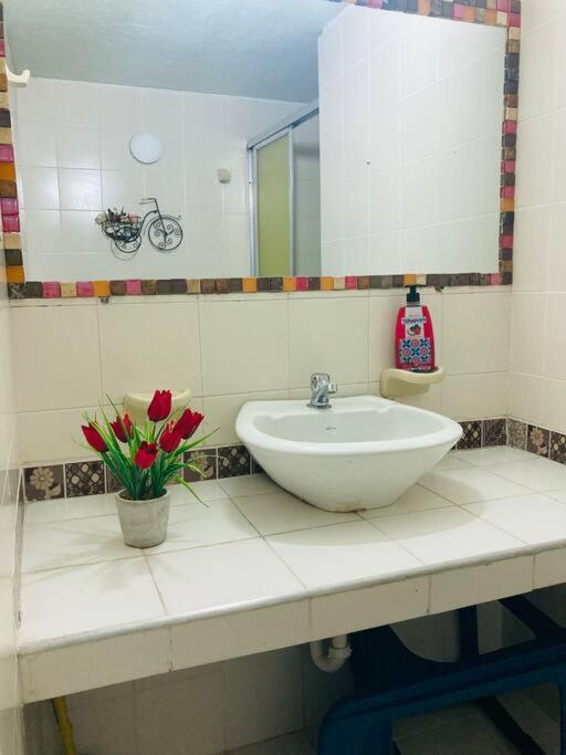 Apartamento 603 Cartagena Bocagrande a 1 cuadra de la playa