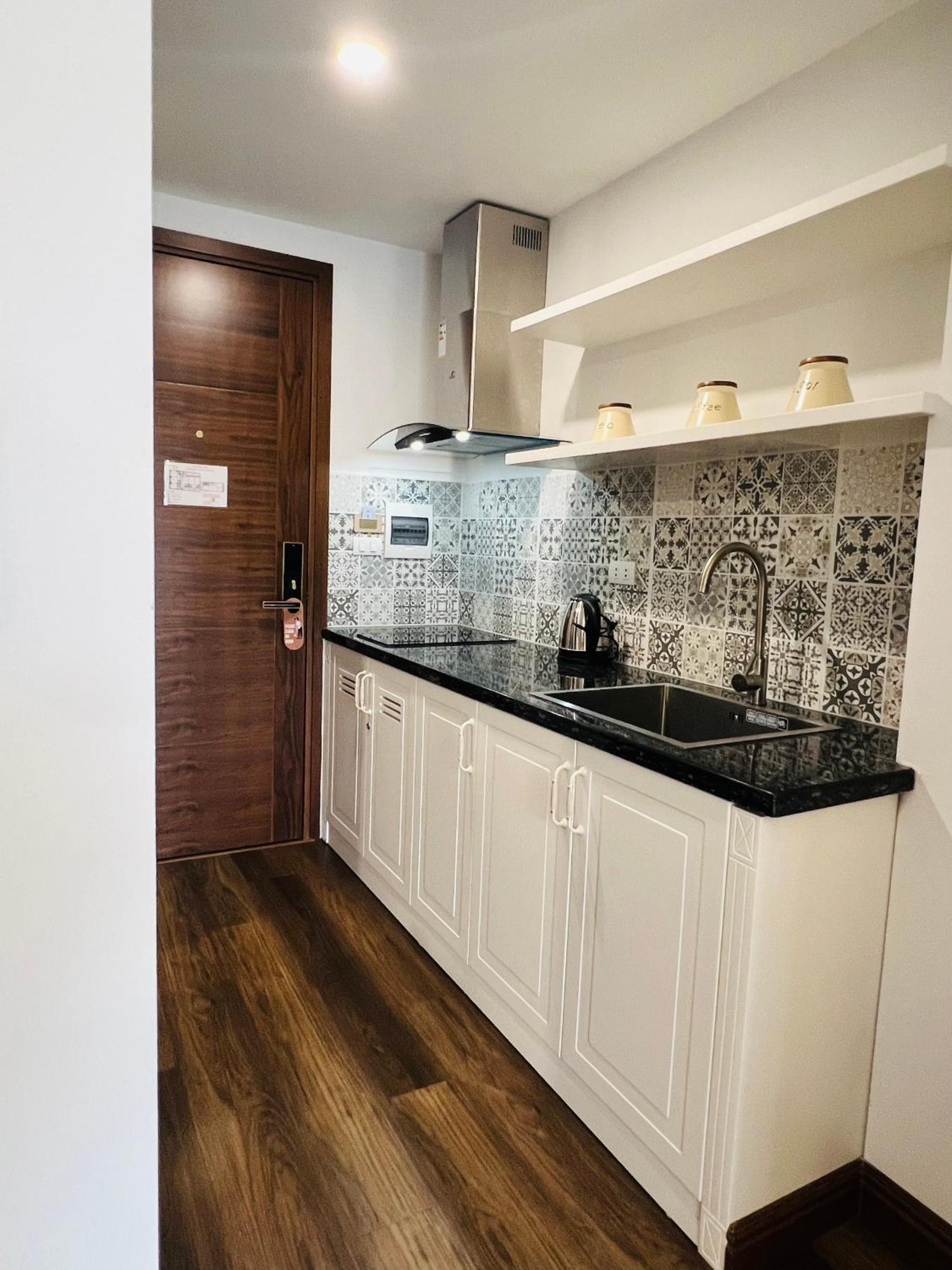 Branda Apartment & Hotel