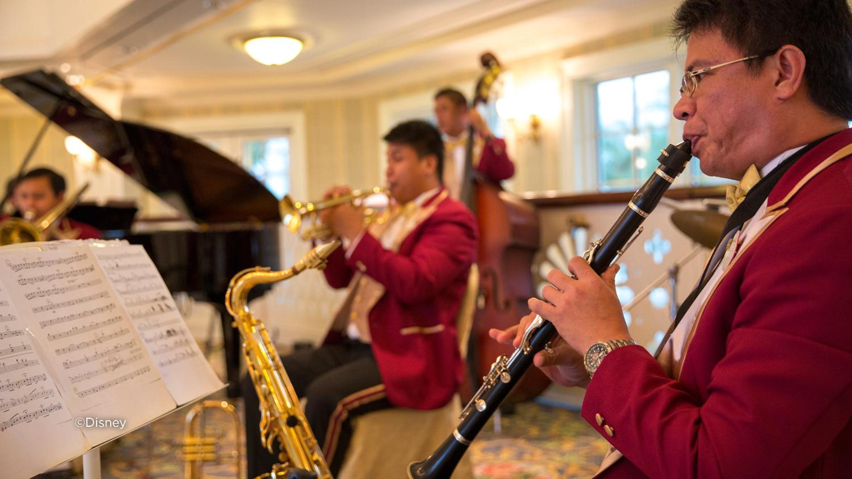 Hong Kong Disneyland Hotel