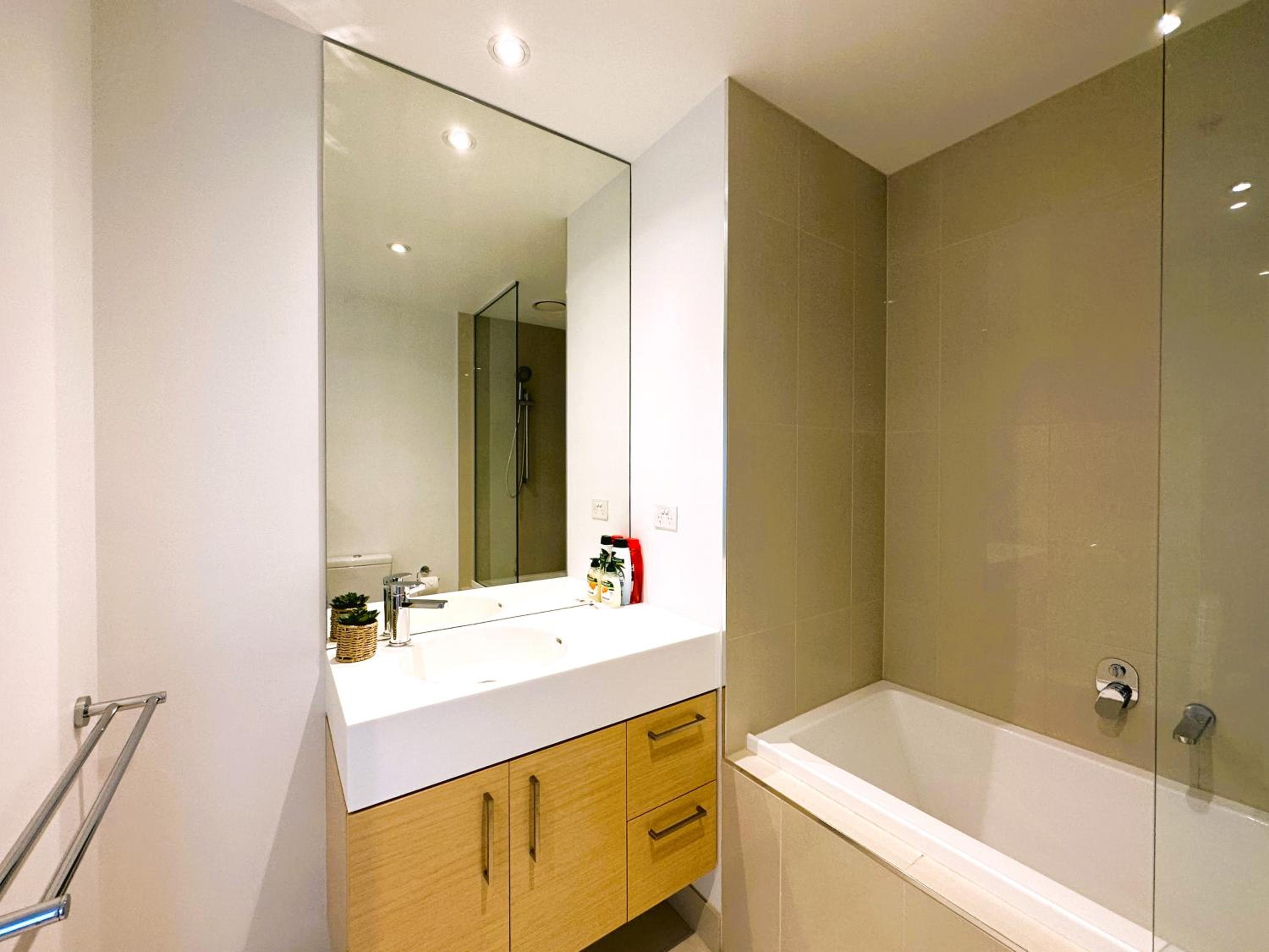 Prima Tower Apartment Face to Crown by GoodLive