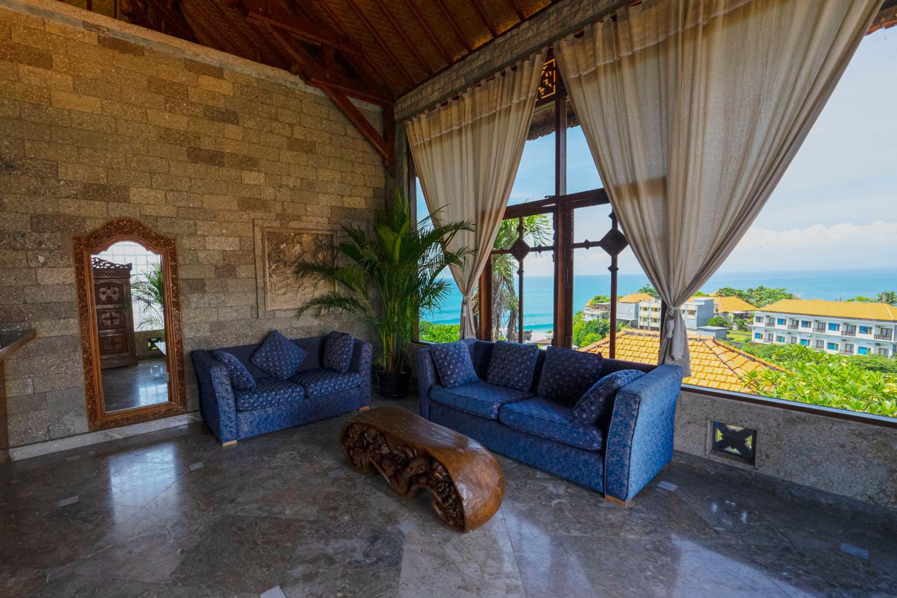 Uluwatu Mansion Villas