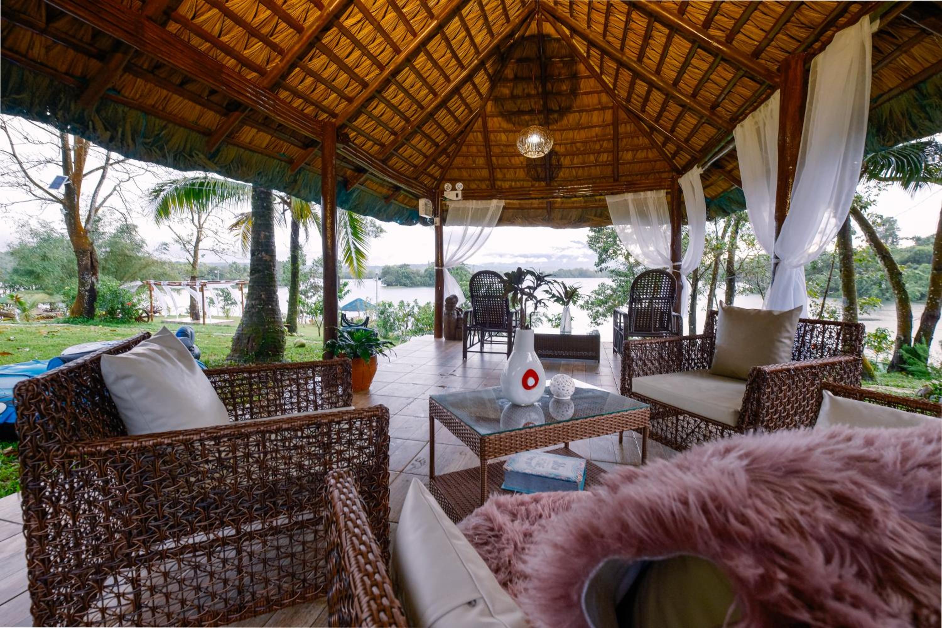 Almost Heaven Lake Resort by Cocotel view 4
