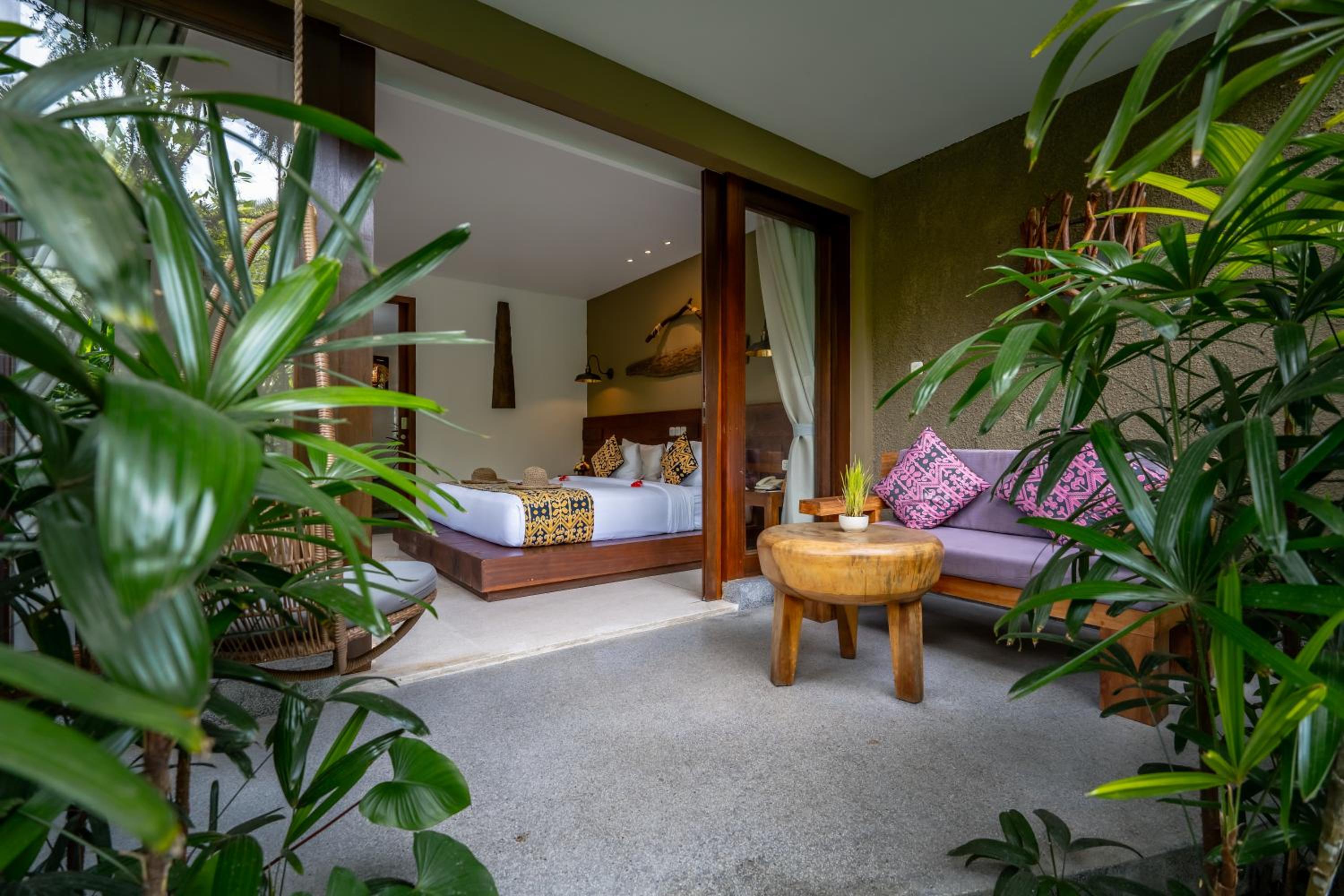 Honai Resort 67