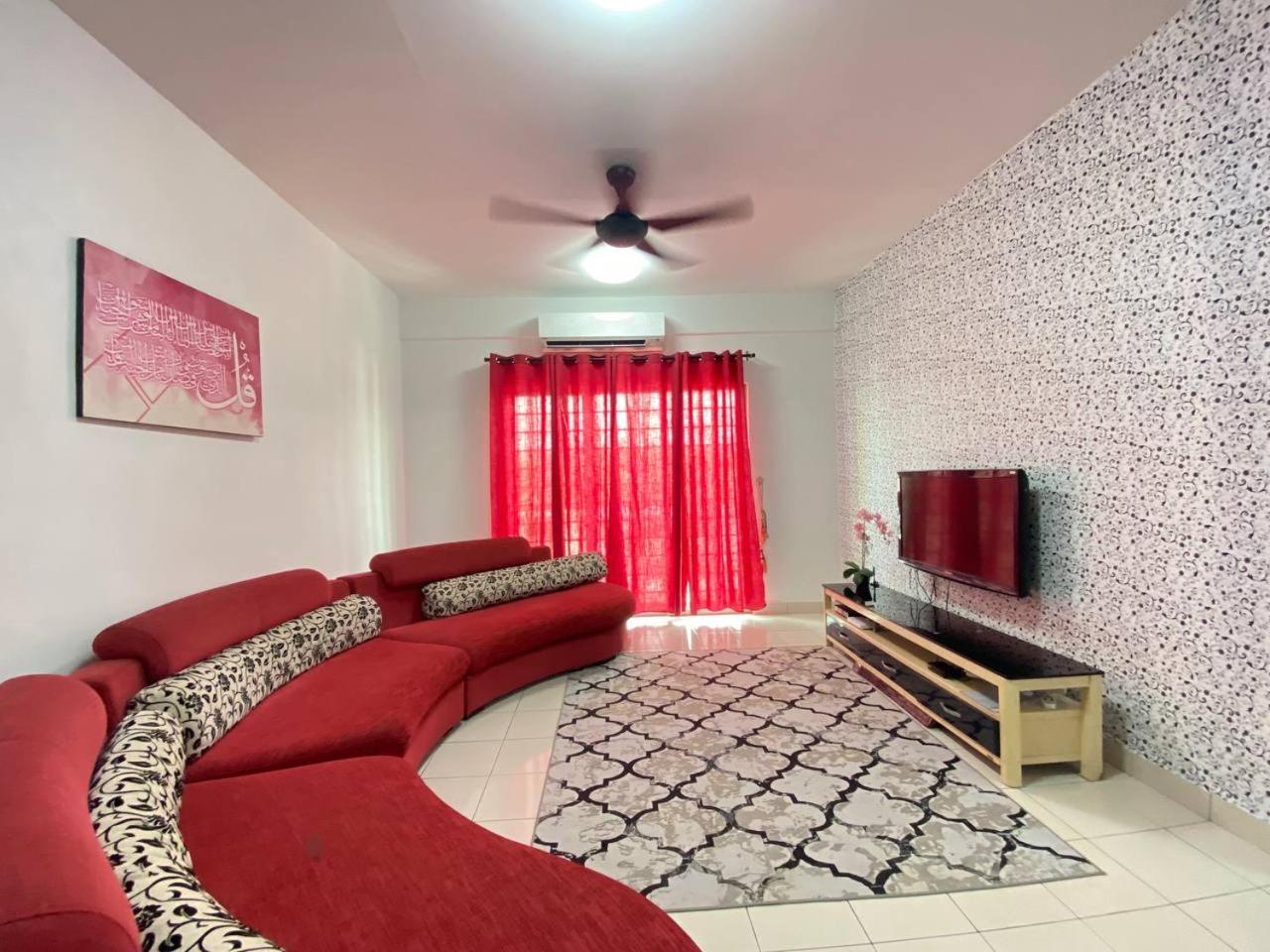 Homestay Juta Mines Seri Kembangan Balakong photo 3