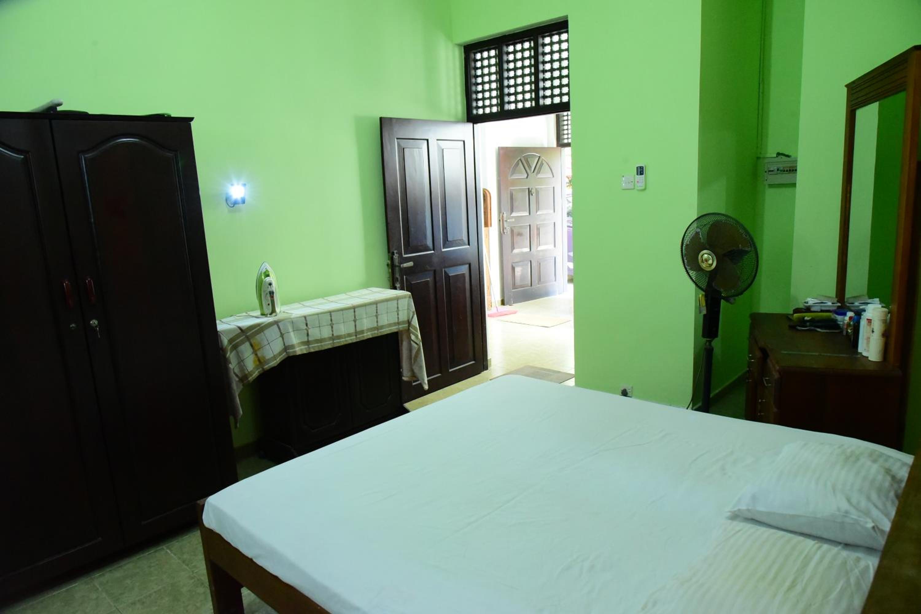 Simlaya Inn view 5